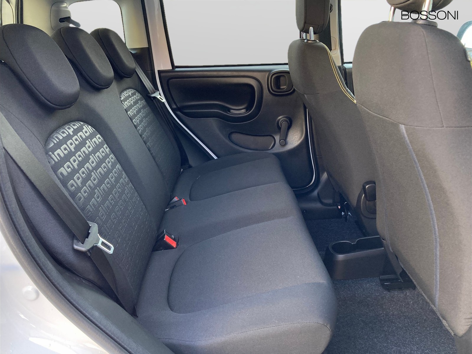9 - Fiat Pandina cross 1.0 firefly hybrid 65cv cross s&s