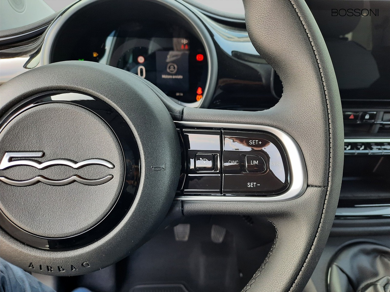 15 - Fiat 500 1.0 hybrid icon