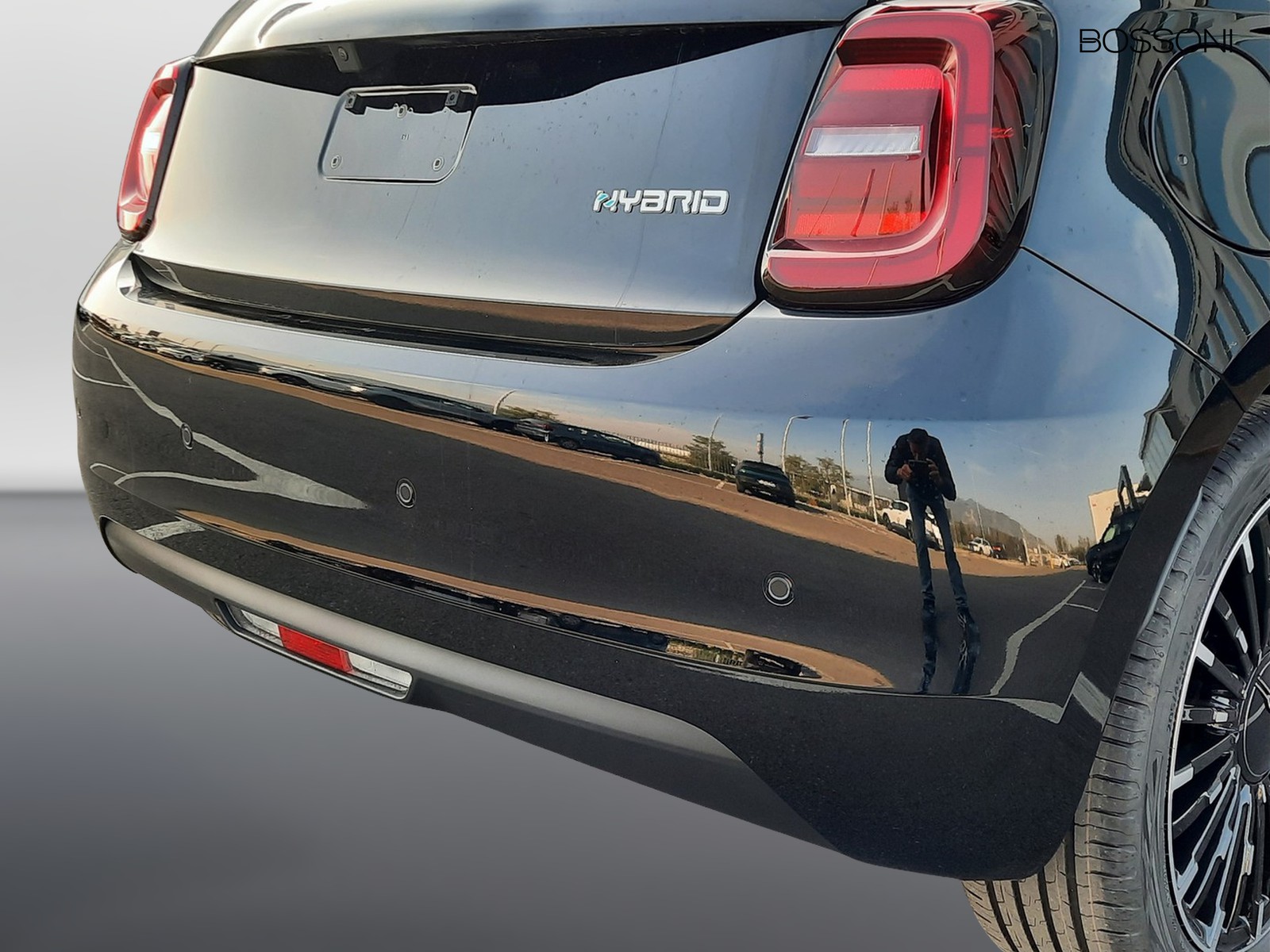 22 - Fiat 500 1.0 hybrid icon