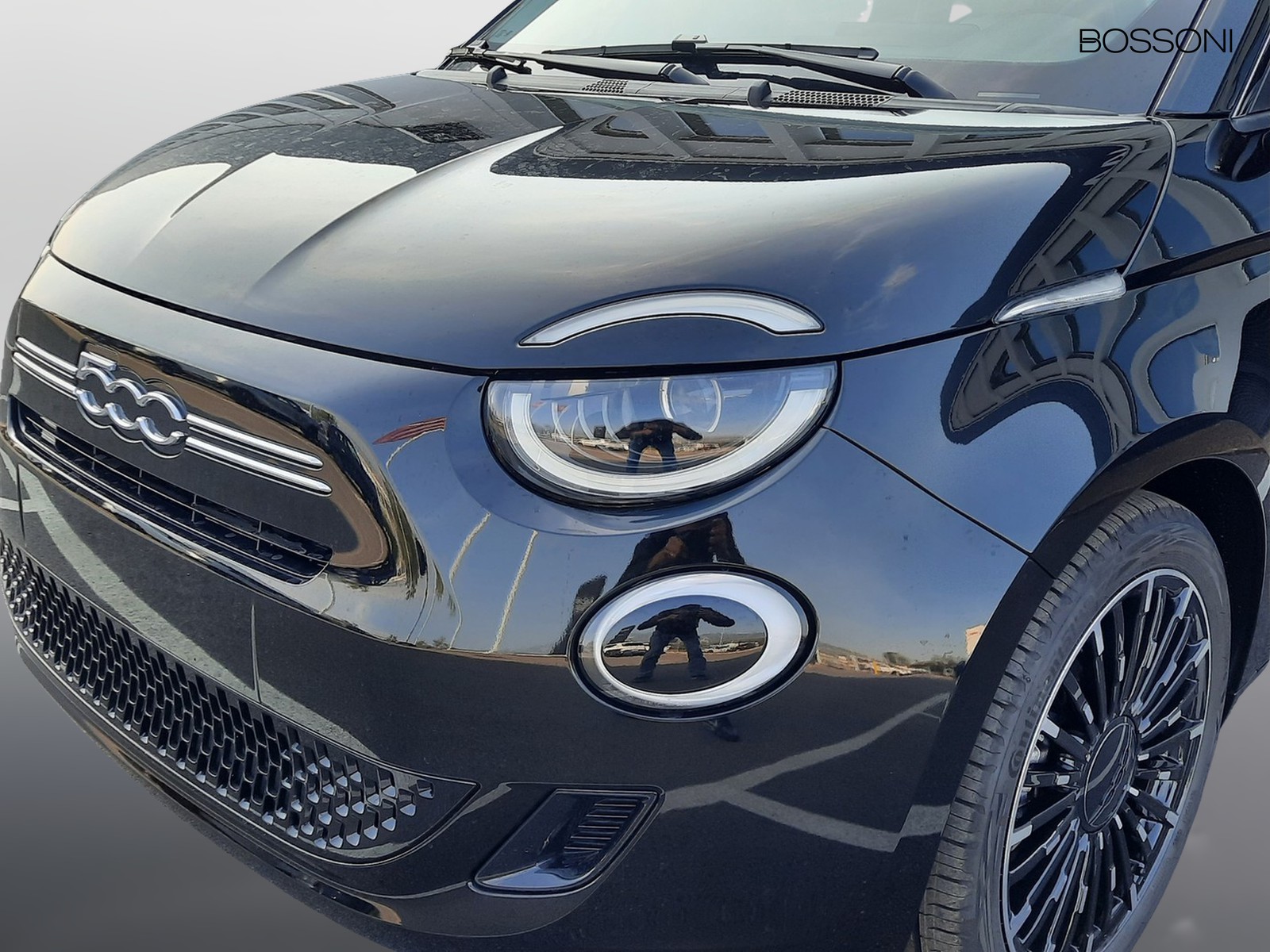 23 - Fiat 500 1.0 hybrid icon