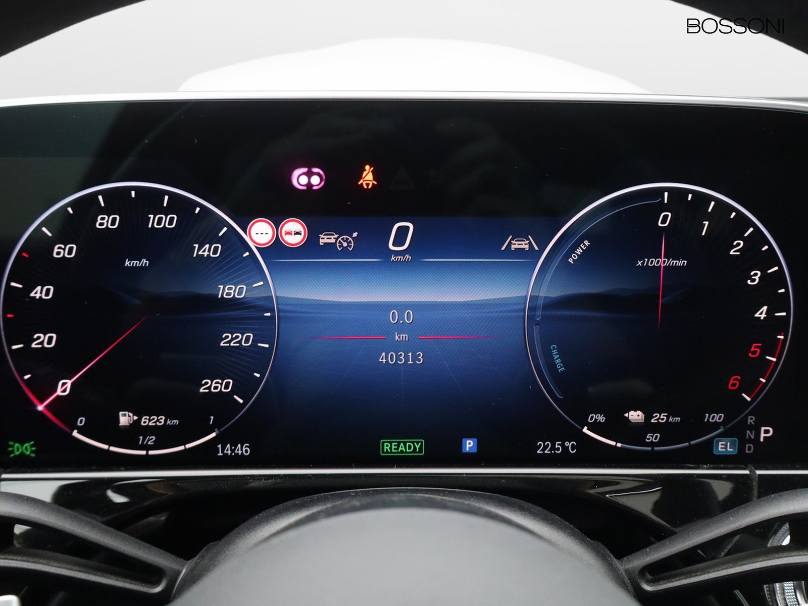 9 - Mercedes Classe E station wagon all-terrain 300 de plug-in hybrid premium 4matic 9g-tronic