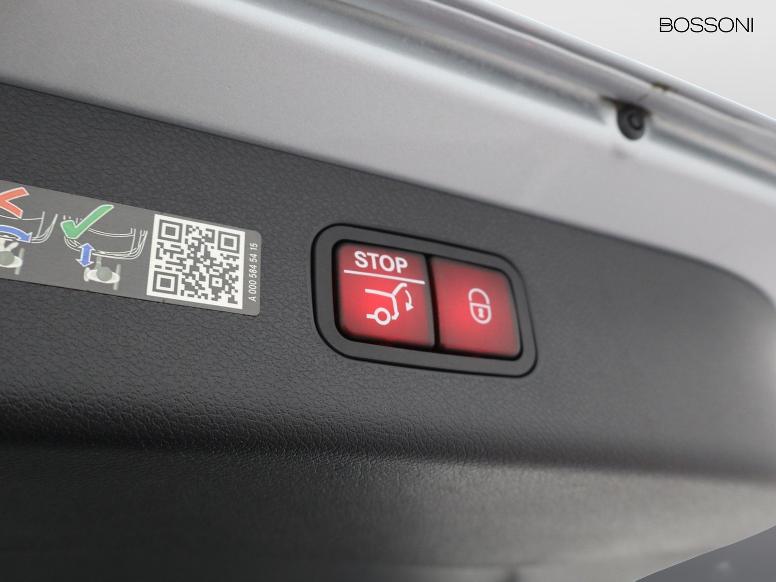 20 - Mercedes Classe E station wagon all-terrain 300 de plug-in hybrid premium 4matic 9g-tronic