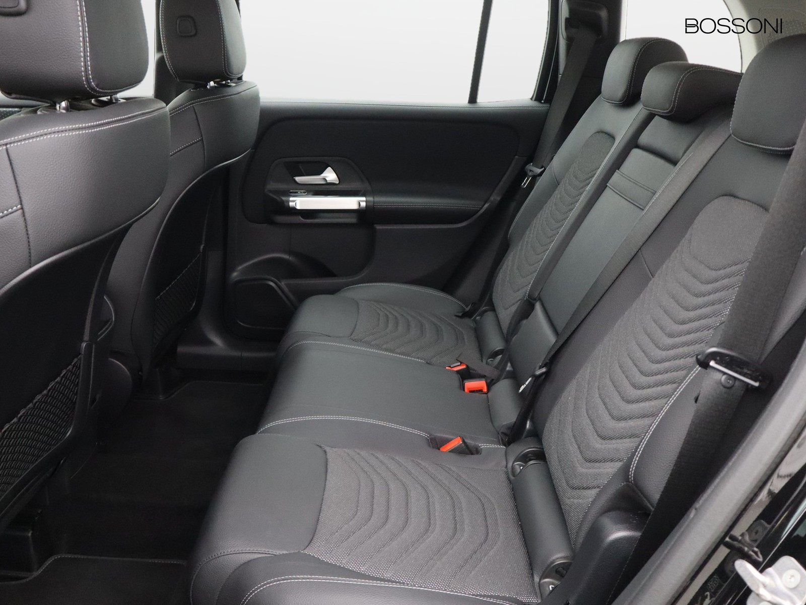 8 - Mercedes GLB 180 d progressive advanced 8g-dct