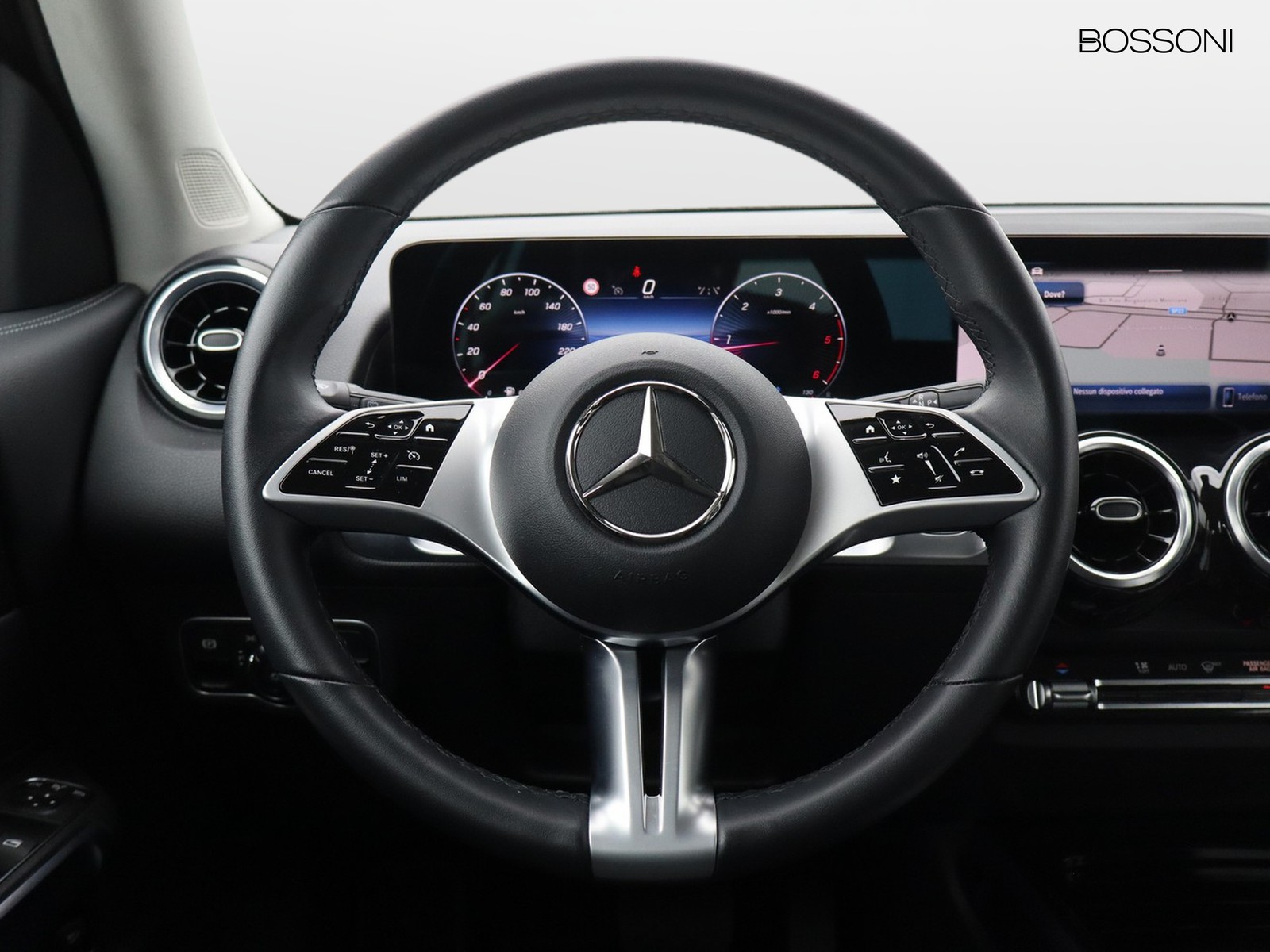 17 - Mercedes GLB 180 d progressive advanced 8g-dct