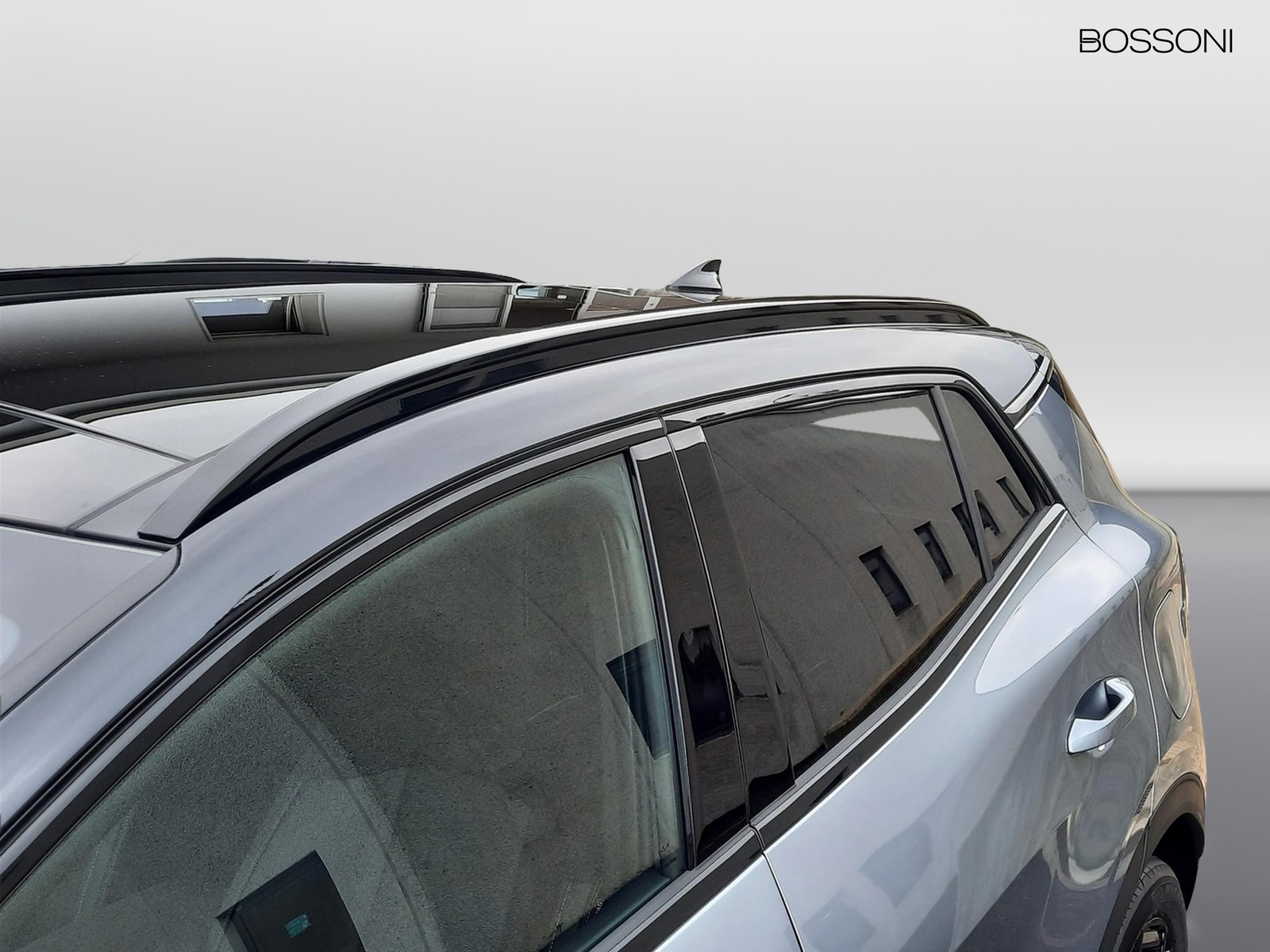 28 - Kia Sportage 1.6 t-gdi hev black edition sunroof pack 2wd at6