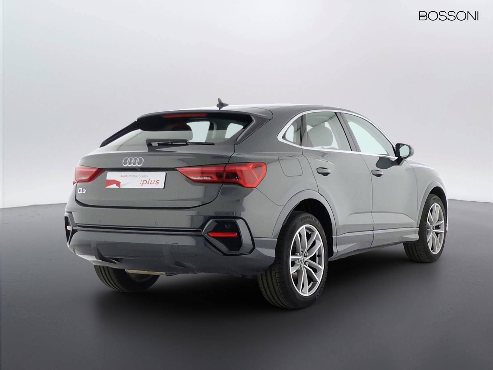 2 - Audi Q3 sportback 35 2.0 tdi s tronic