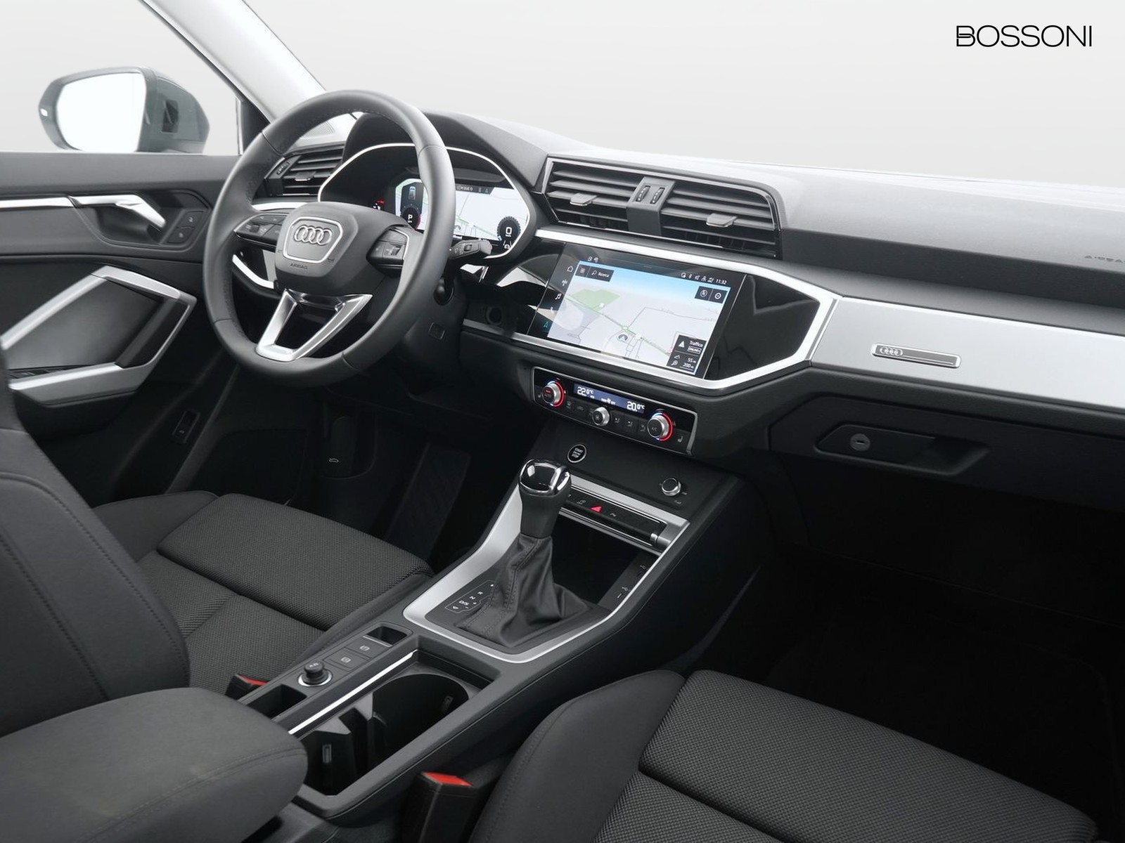3 - Audi Q3 sportback 35 2.0 tdi s tronic