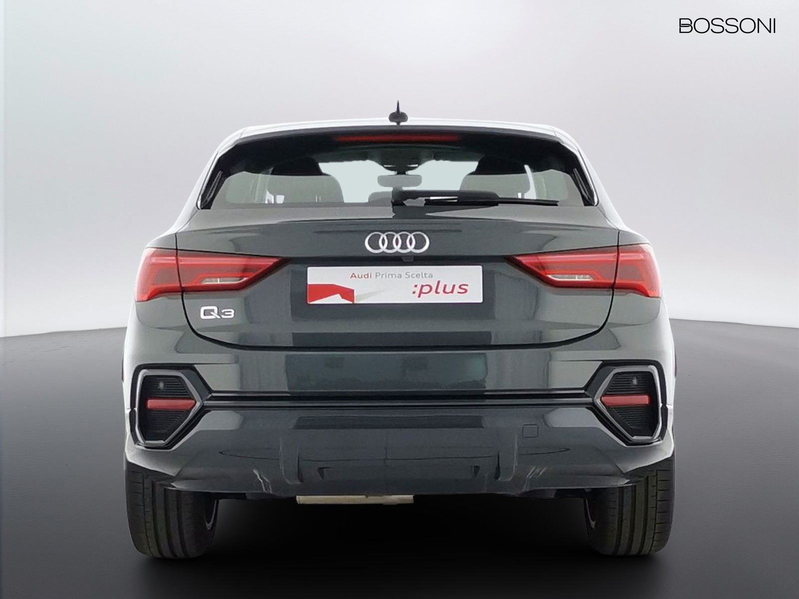 15 - Audi Q3 sportback 35 2.0 tdi s tronic