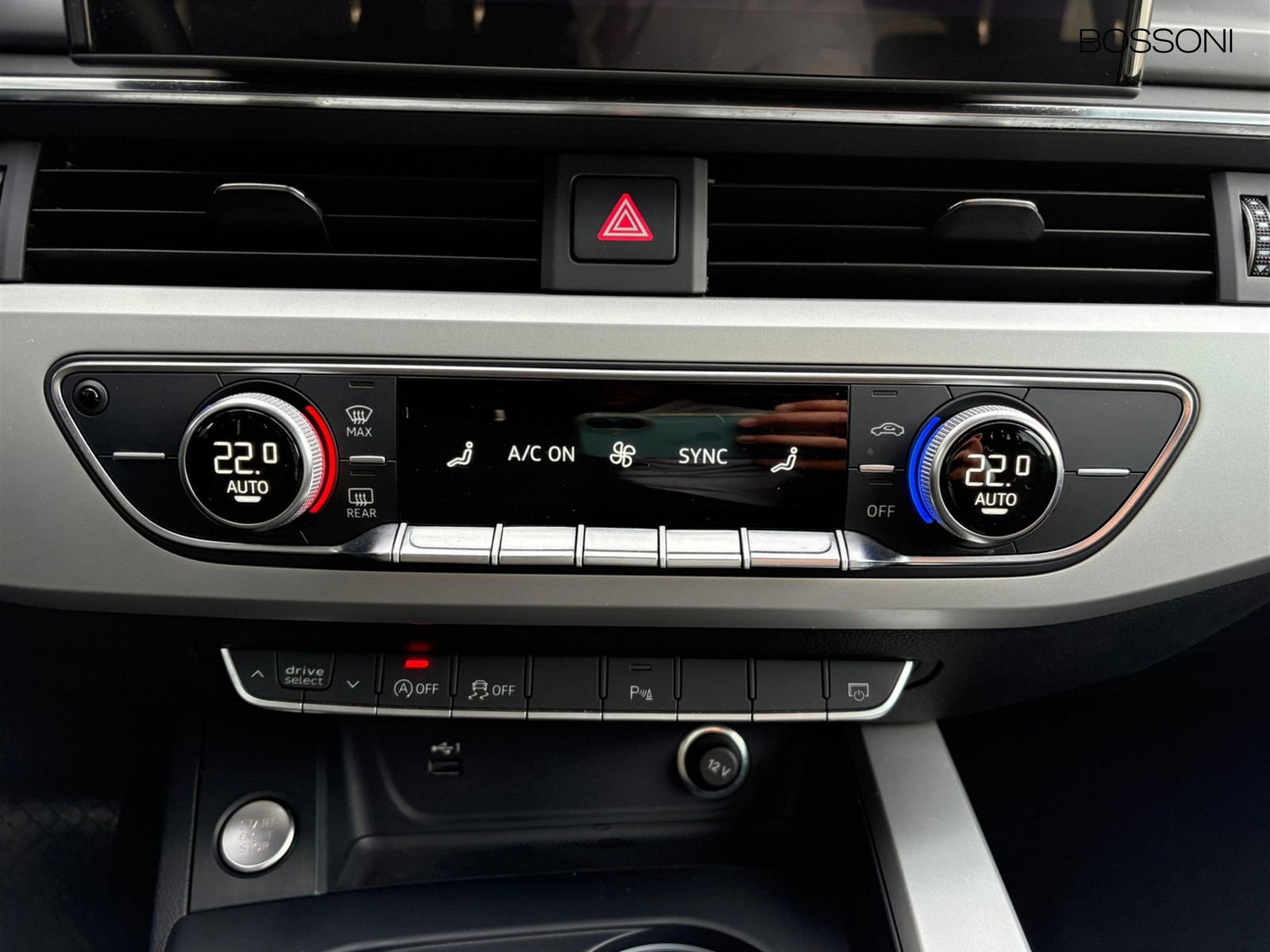 15 - Audi A4 avant 40 2.0 tdi 190cv s line edition quattro s tronic