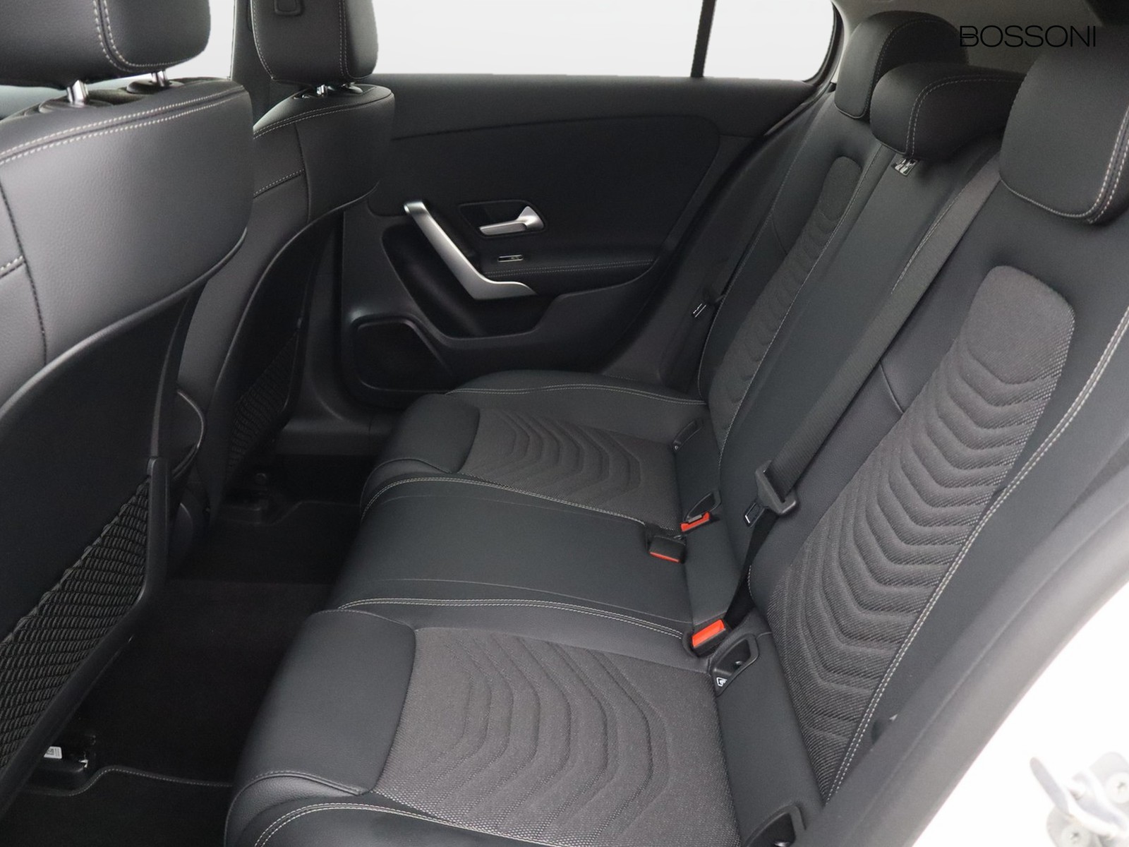 8 - Mercedes Classe A 180 d progressive advanced speedshift dct amg 8g