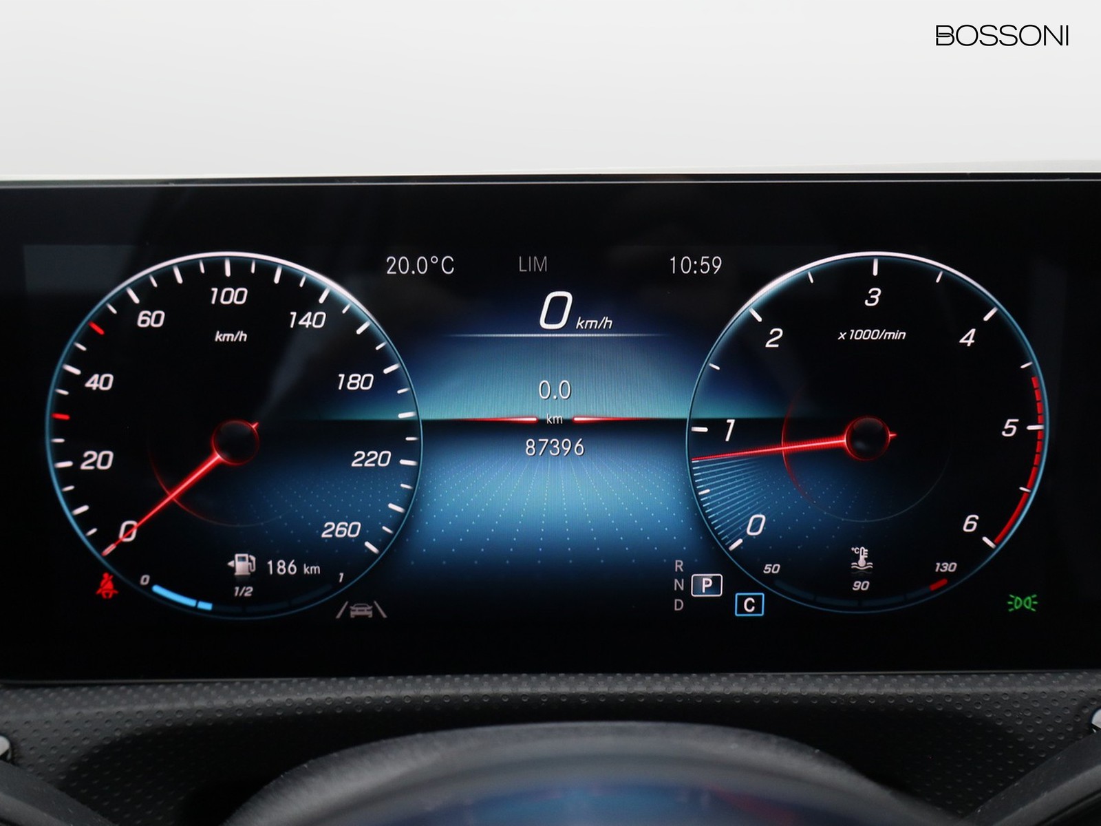 9 - Mercedes Classe A 200 d premium 8g-dct