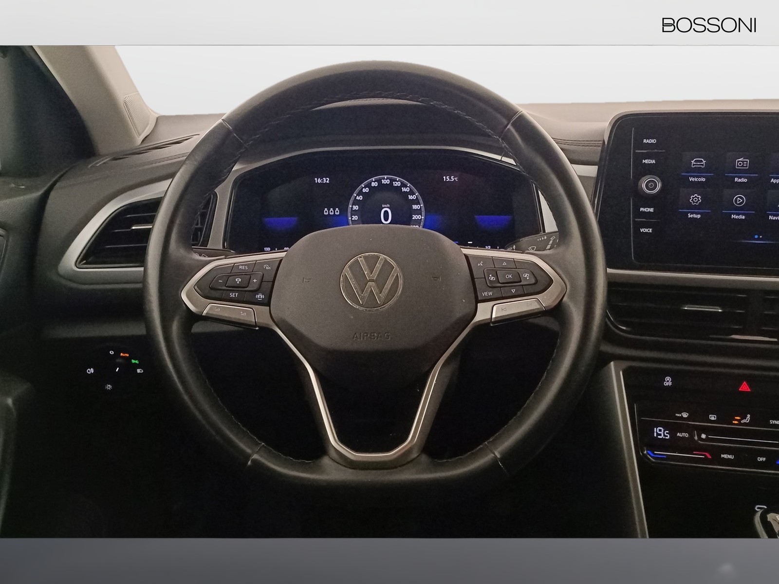4 - Volkswagen T-Roc 2.0 tdi scr 115cv life