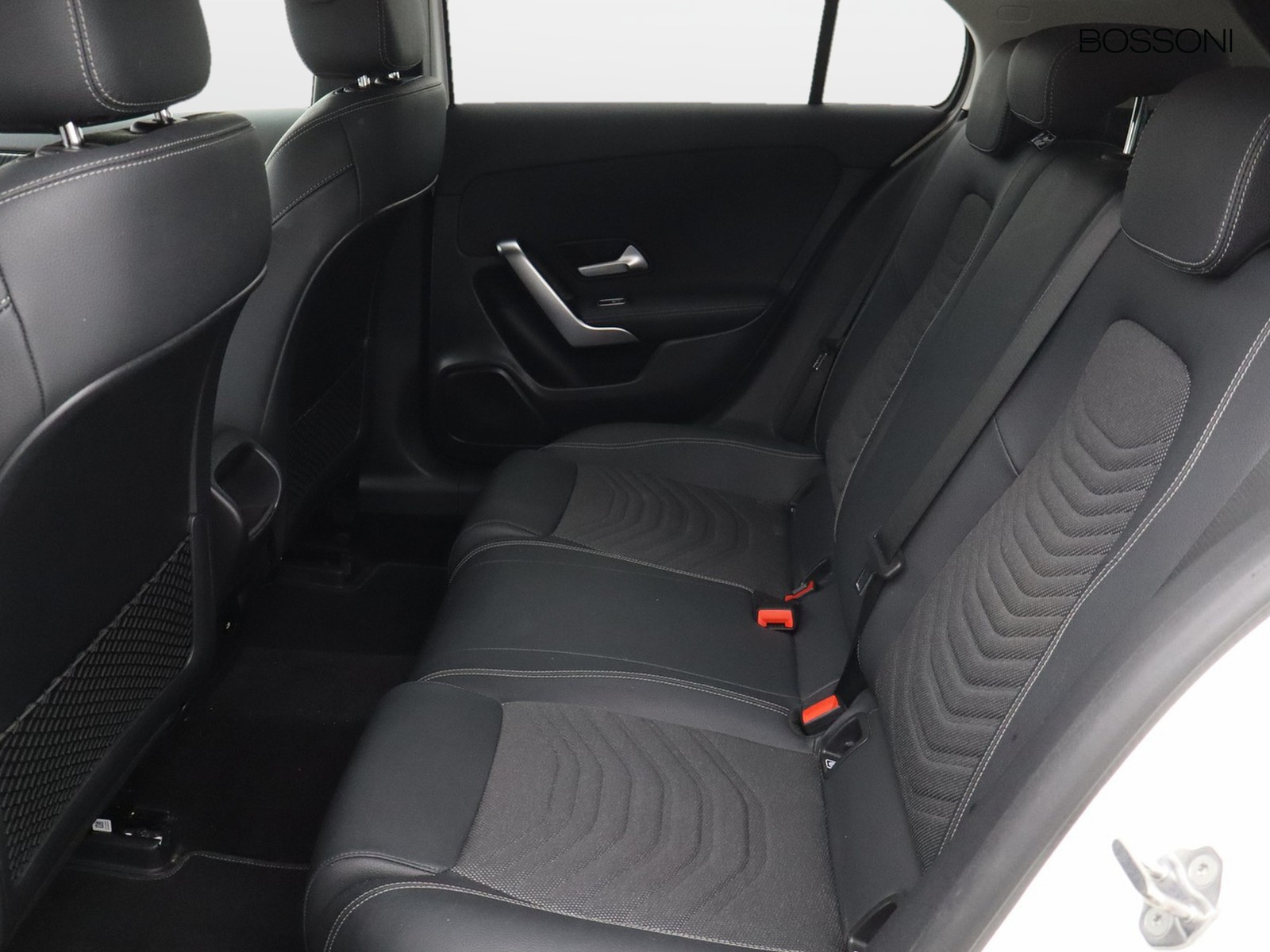 8 - Mercedes Classe A 180 d progressive advanced speedshift dct amg 8g