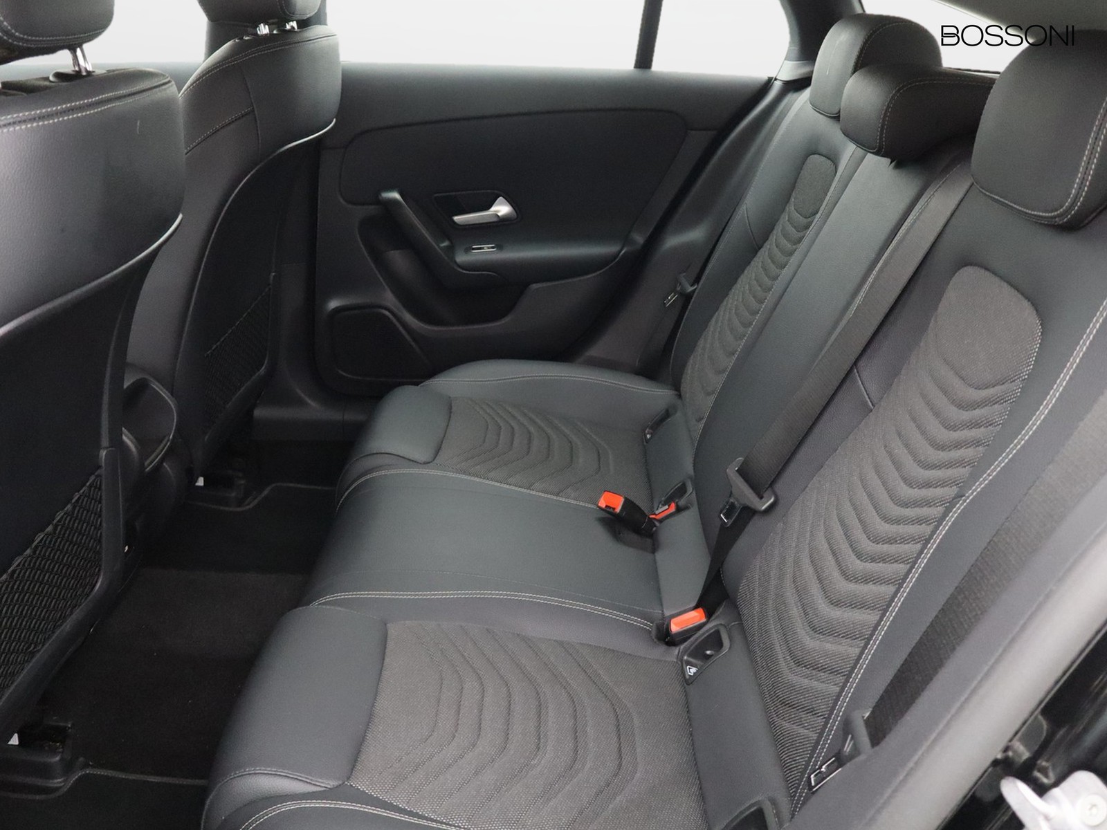 8 - Mercedes CLA shooting brake 180 d advanced 8g-dct