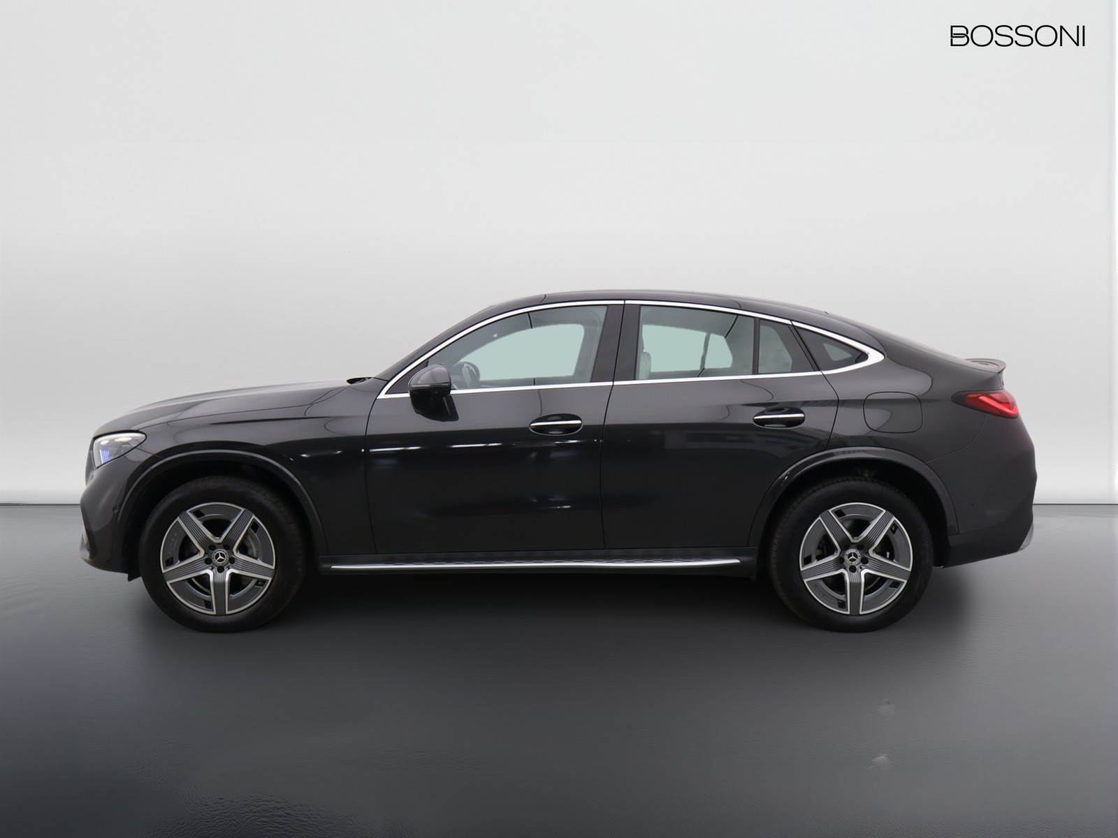3 - Mercedes GLC coupe 300 de plug-in hybrid amg line premium 4matic 9g-tronic