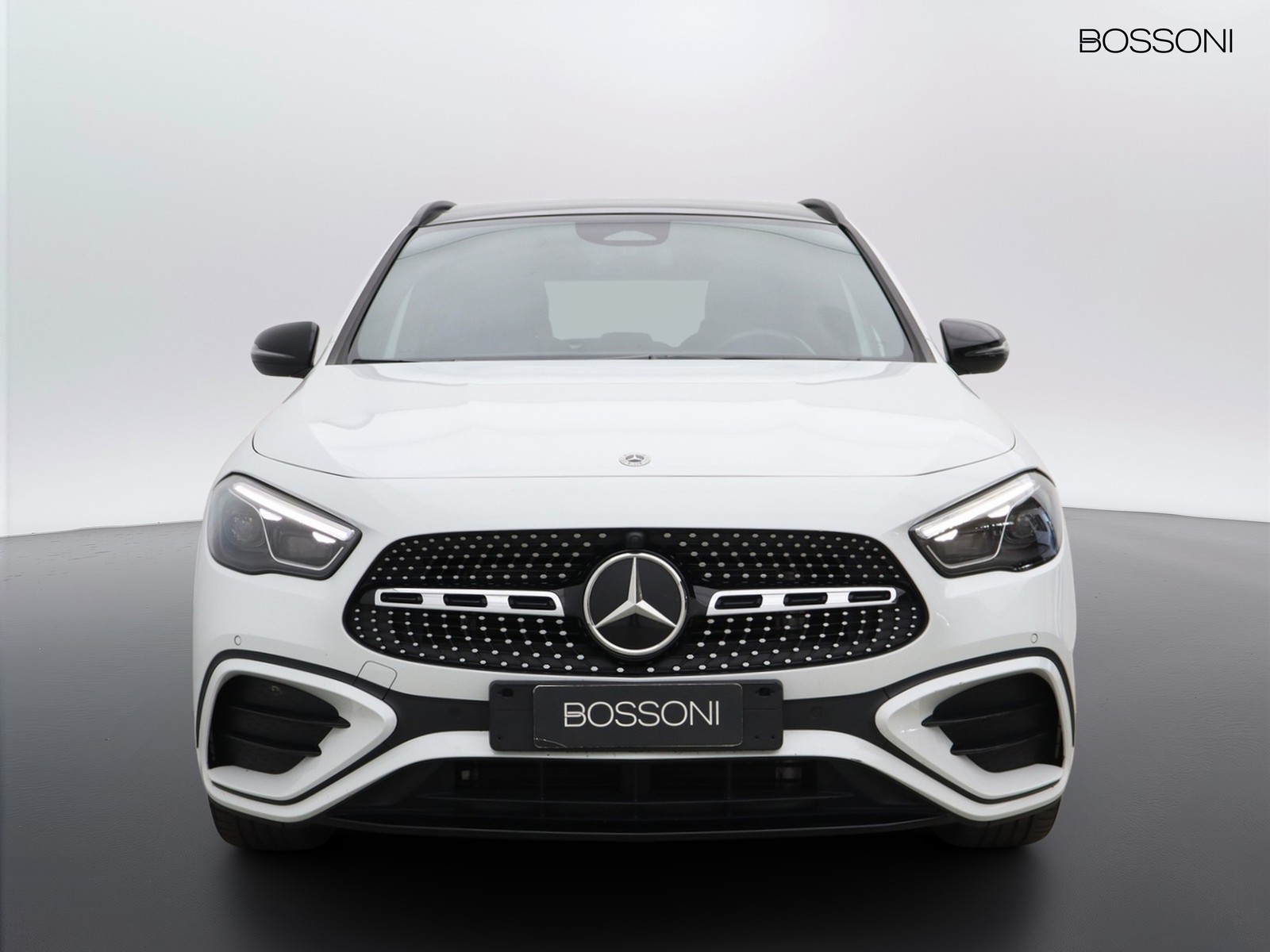 3 - Mercedes GLA 200 d amg line premium 8g-dct