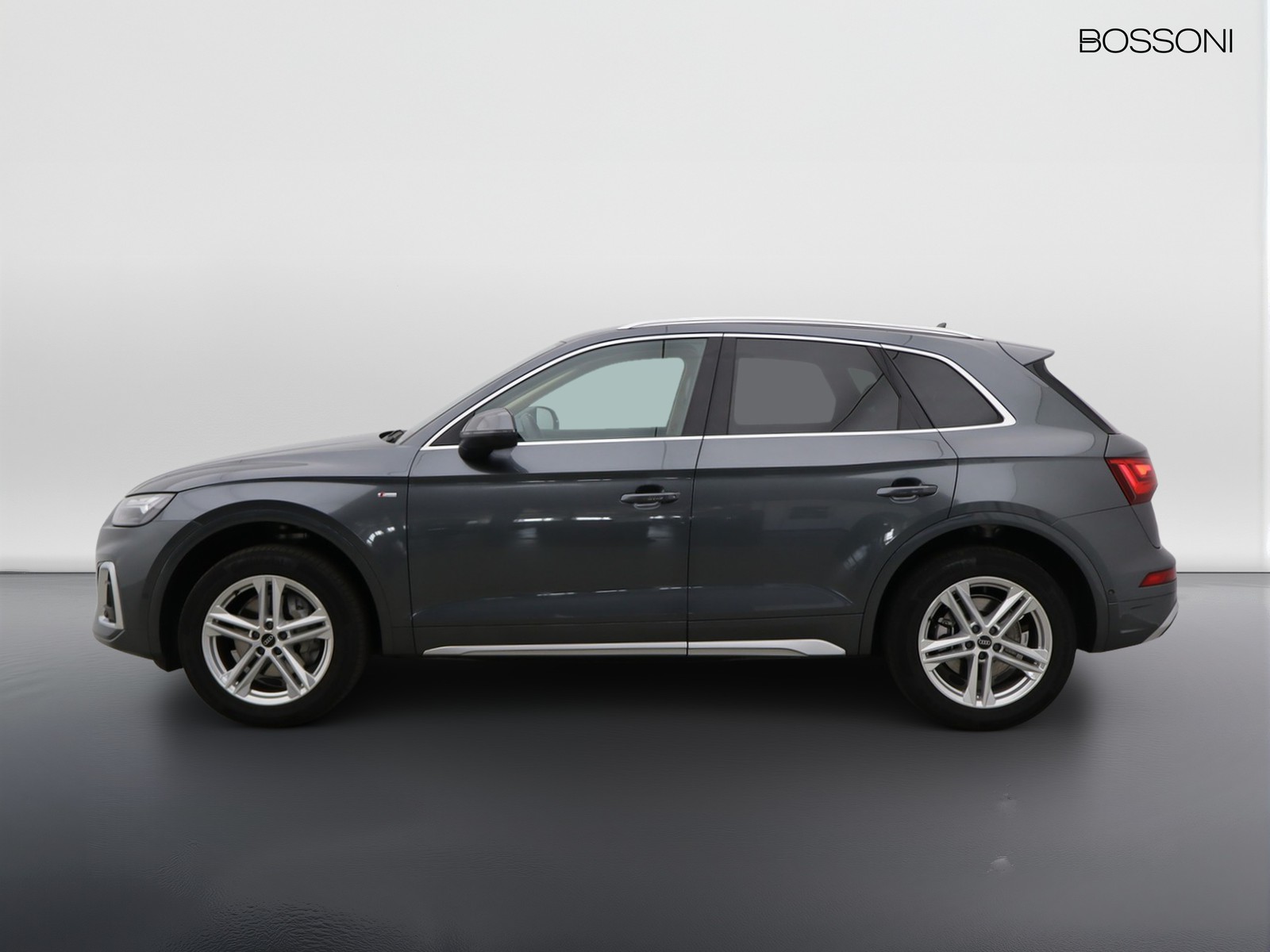 3 - Audi Q5 40 2.0 tdi mhev 12v s line plus quattro s tronic