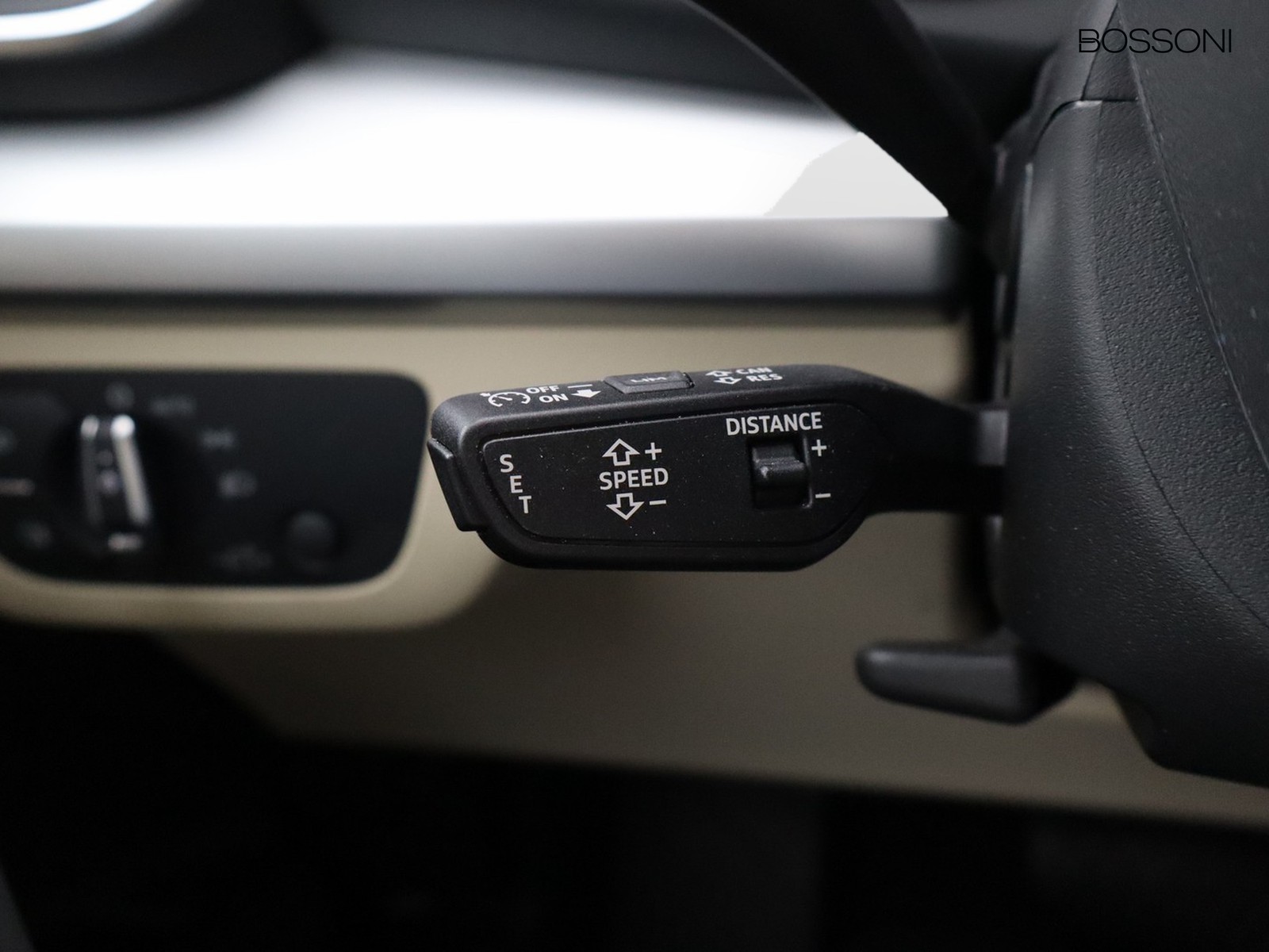 15 - Audi Q5 40 2.0 tdi mhev 12v s line plus quattro s tronic