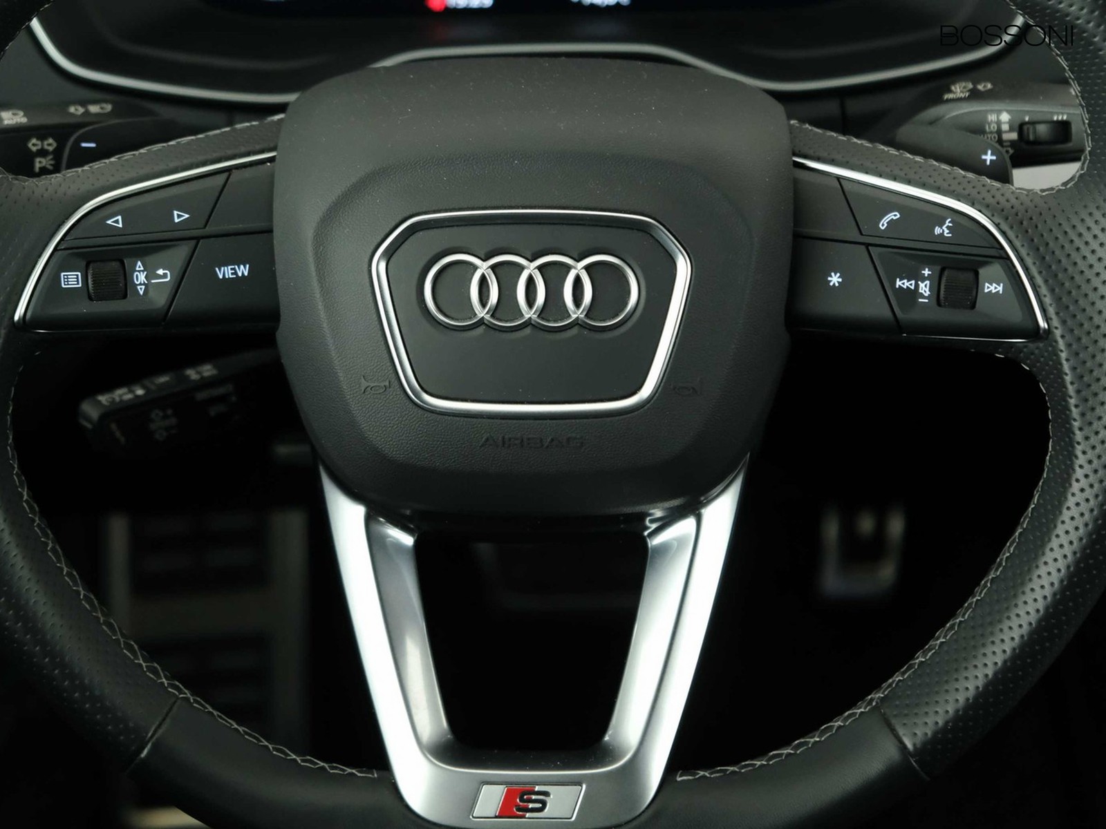 10 - Audi Q5 sportback 40 2.0 tdi mhev 12v s line quattro s tronic