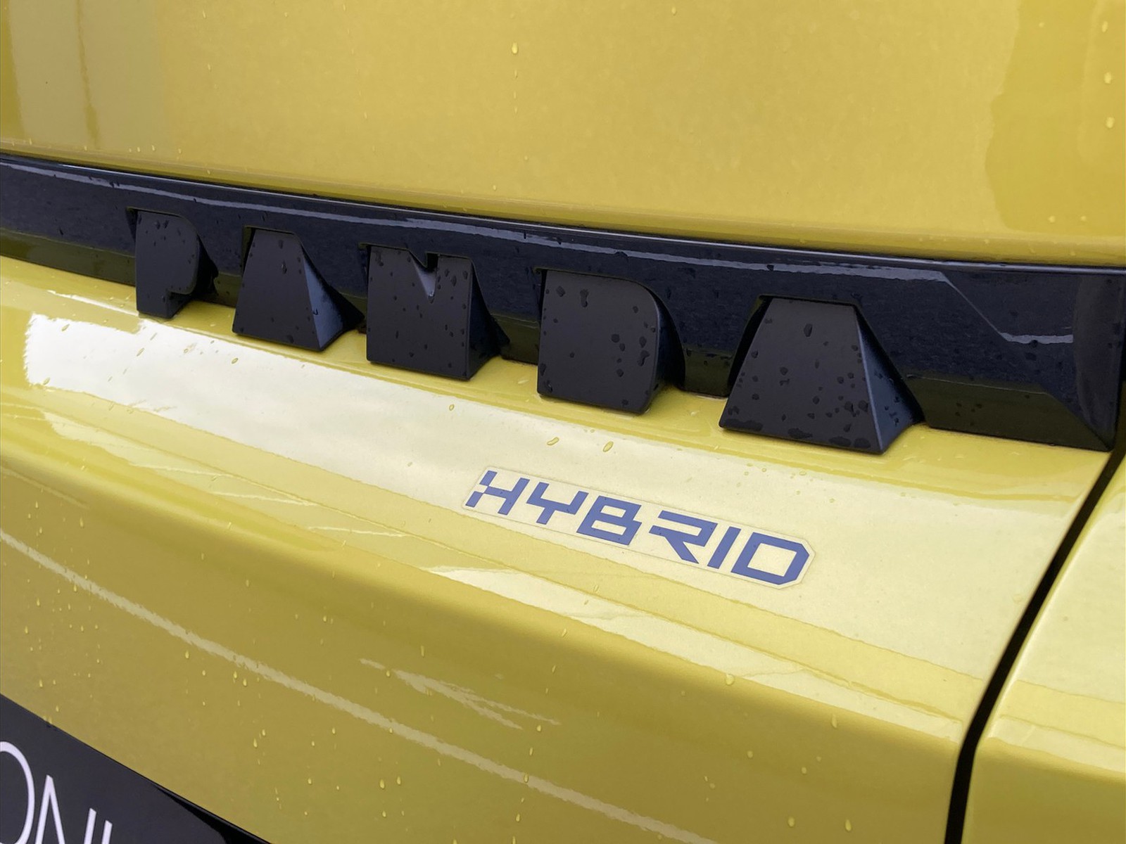 24 - Fiat Grande Panda 1.2 hybrid 110cv icon