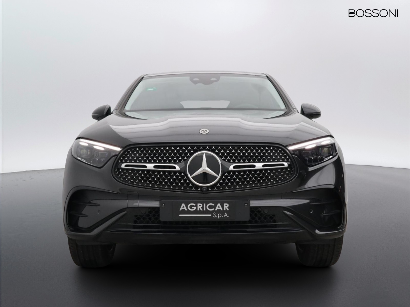 2 - Mercedes GLC coupe 300 de plug-in hybrid amg line premium 4matic 9g-tronic