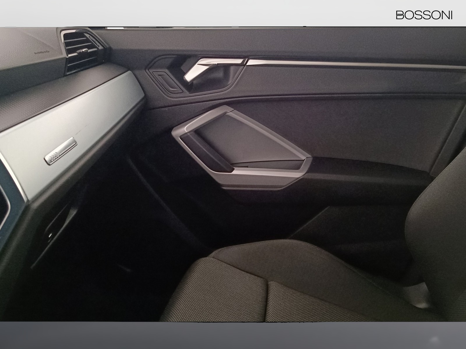 12 - Audi Q3 sportback 35 1.5 tfsi evo2 s line edition