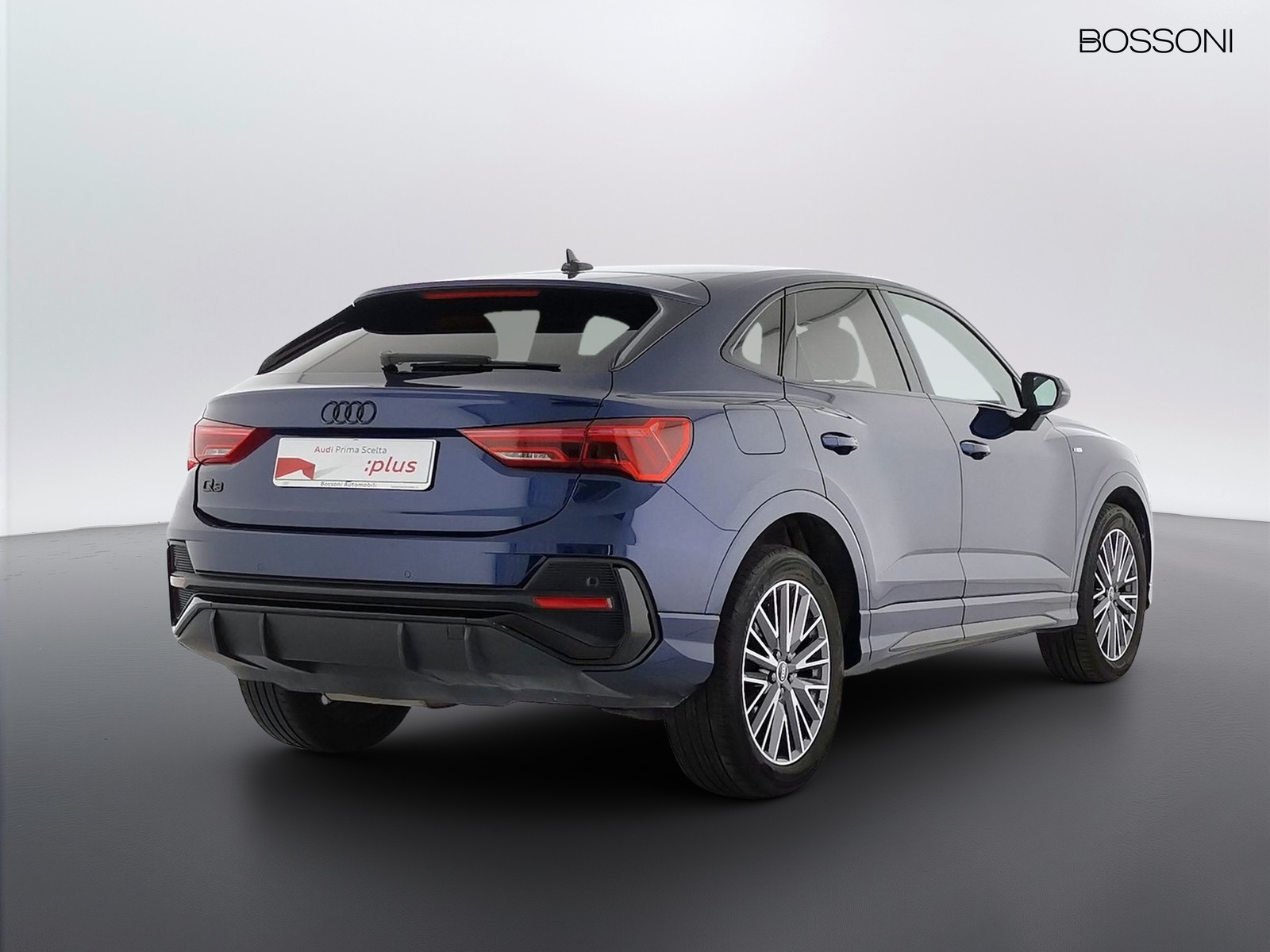 2 - Audi Q3 sportback 35 2.0 tdi s line edition s tronic
