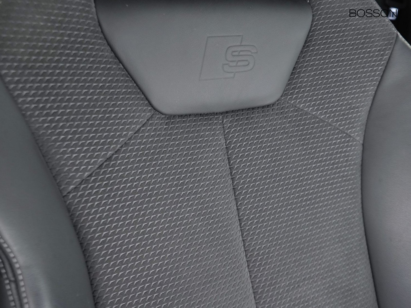20 - Audi Q3 sportback 35 2.0 tdi s line edition s tronic