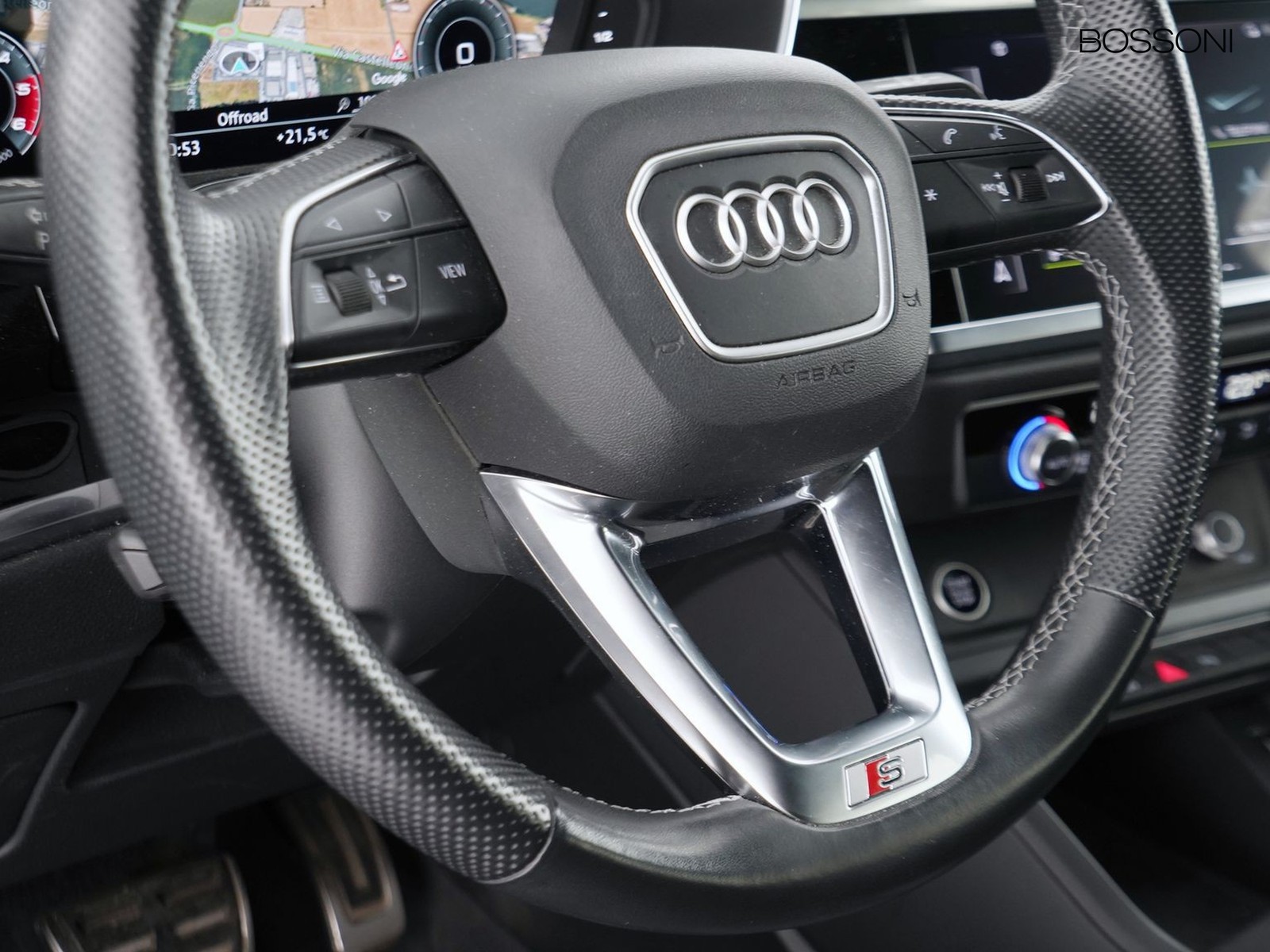 24 - Audi Q3 sportback 35 2.0 tdi s line edition s tronic