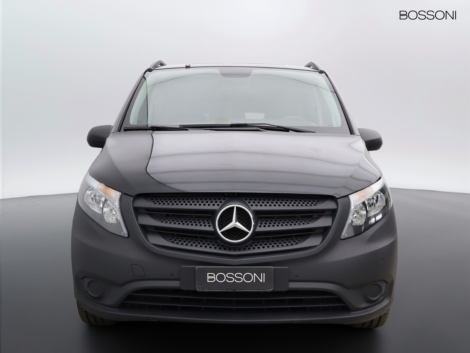 2 - Mercedes Vans Vito 116 cdi long tourer pro auto my20