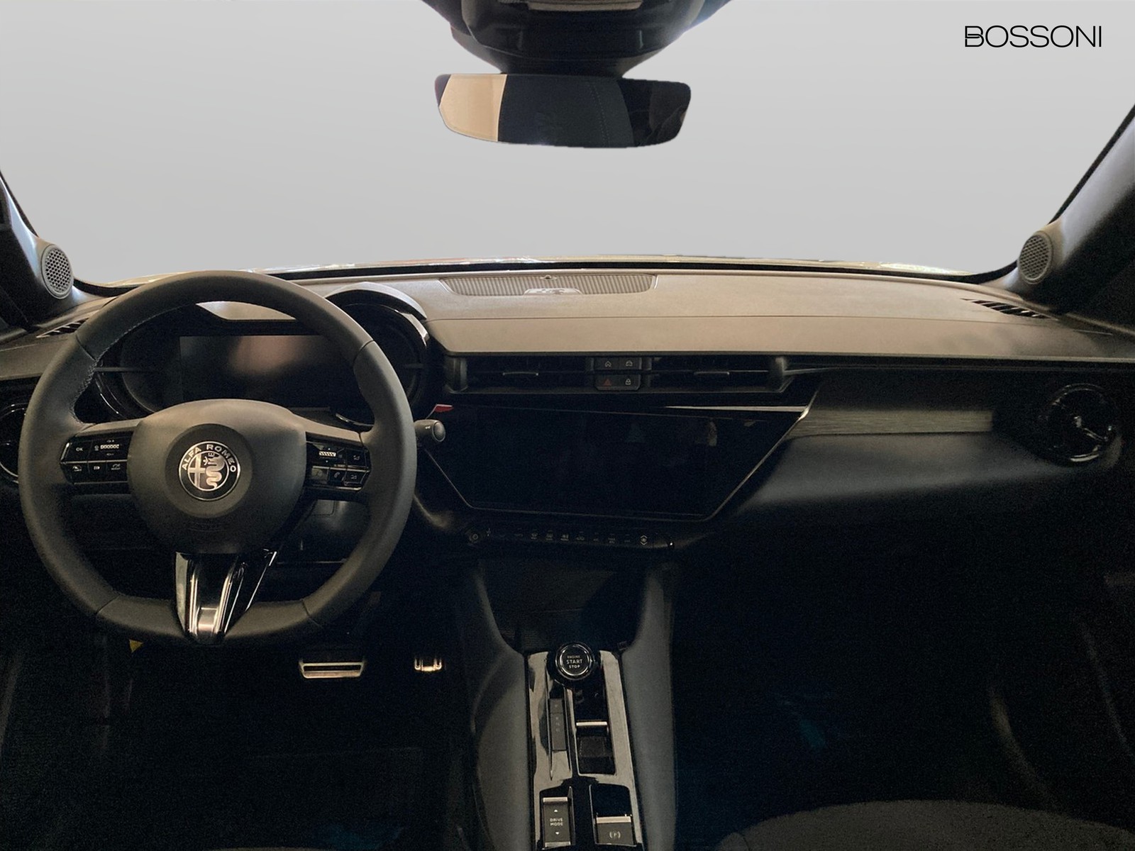 10 - Alfa Romeo Junior 1.2 hybrid 145cv ibrida edct6