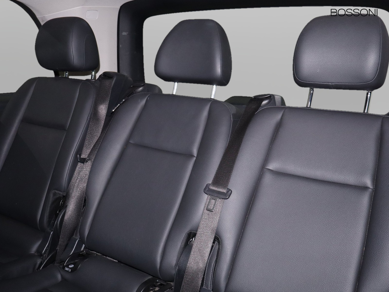 9 - Mercedes Vans Vito 116 cdi long tourer pro auto my20