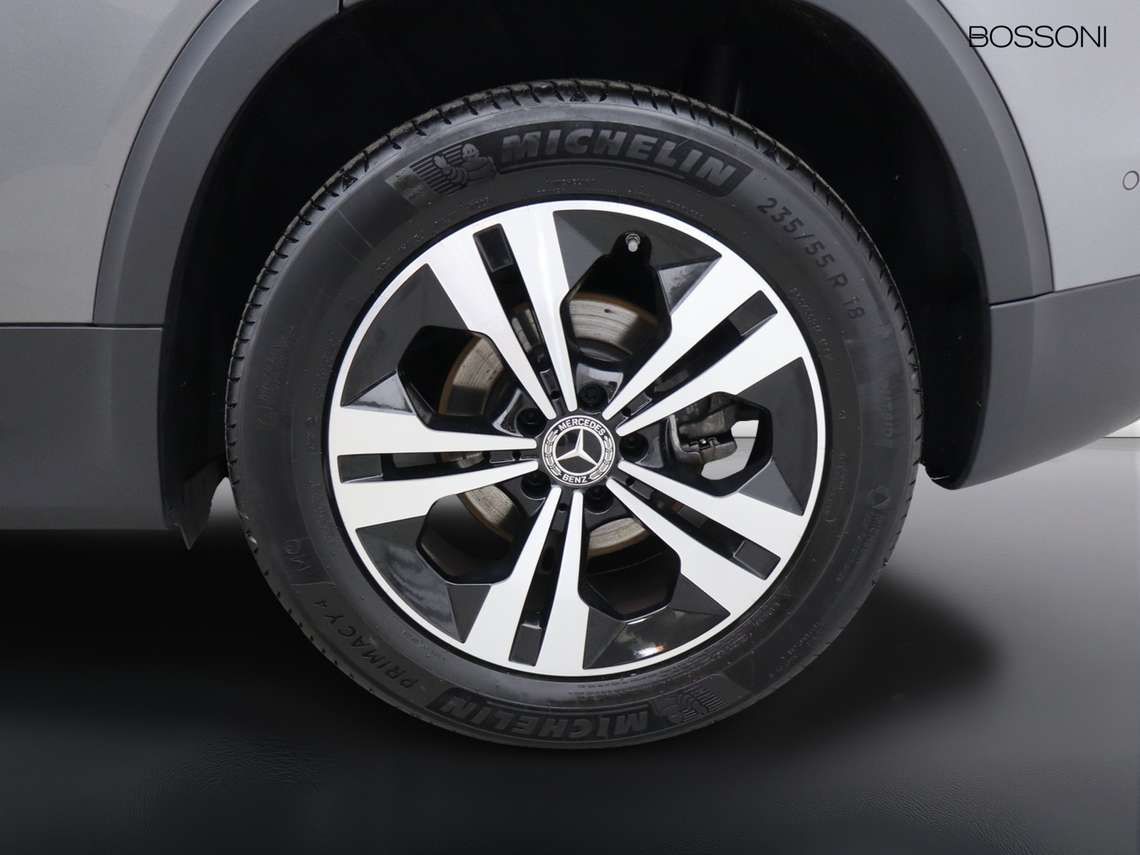 4 - Mercedes GLB 200 d progressive advanced plus 4matic 8g-dct