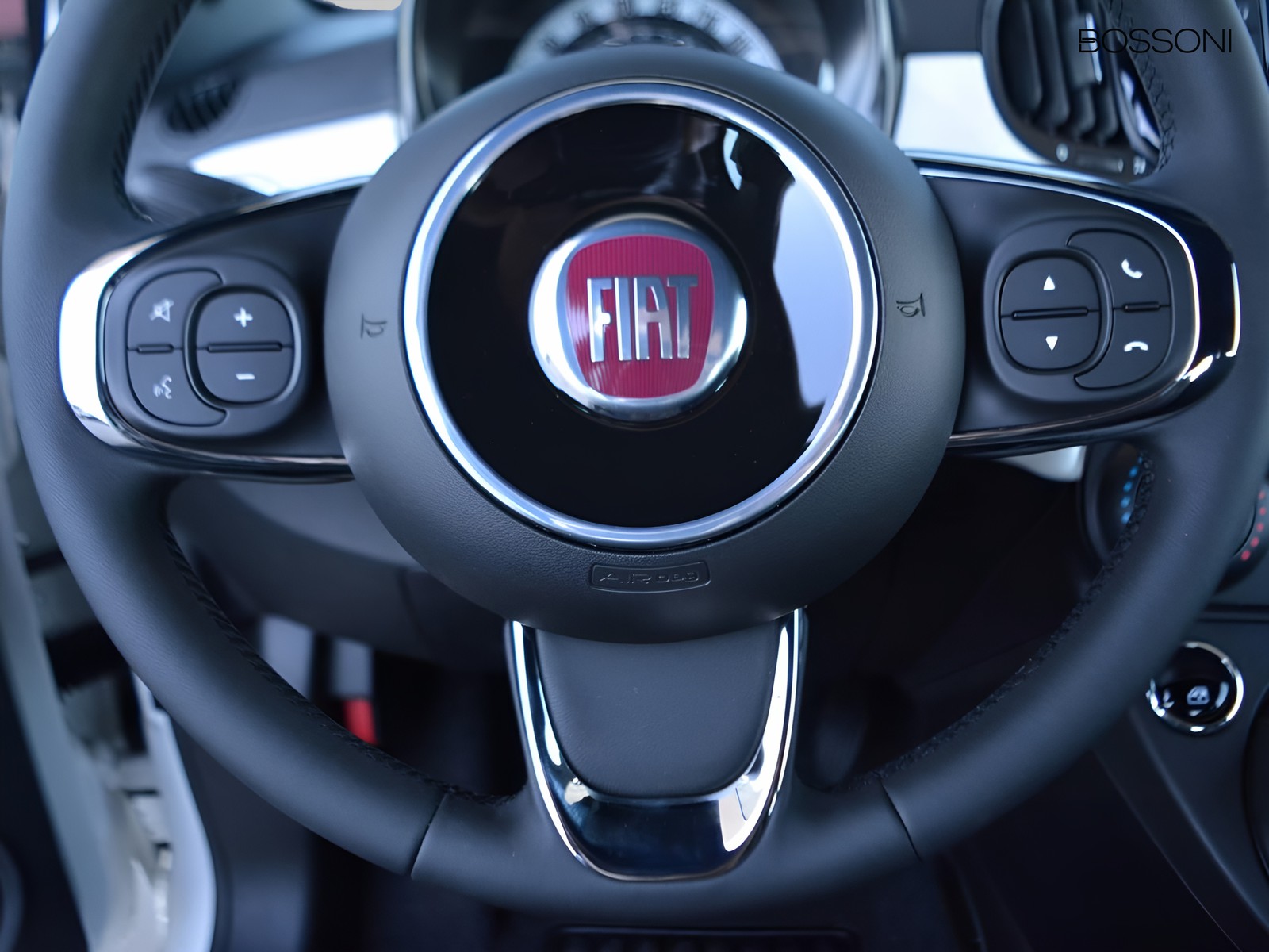 9 - Fiat 500 1.0 firefly hybrid 70cv