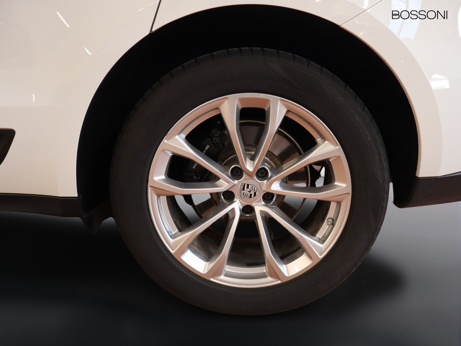 4 - Porsche Macan 2.0 265cv t pdk