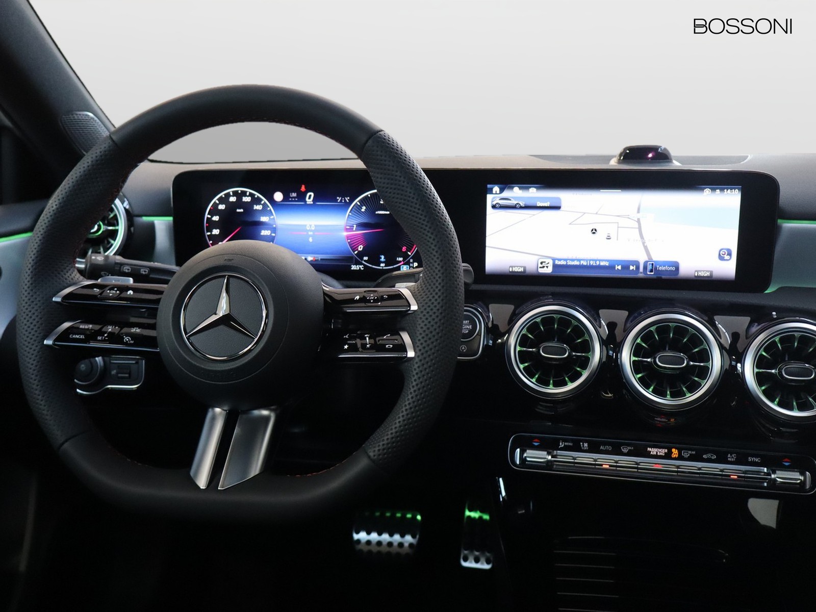 12 - Mercedes Classe A 200 d amg line premium speedshift dct amg 8g