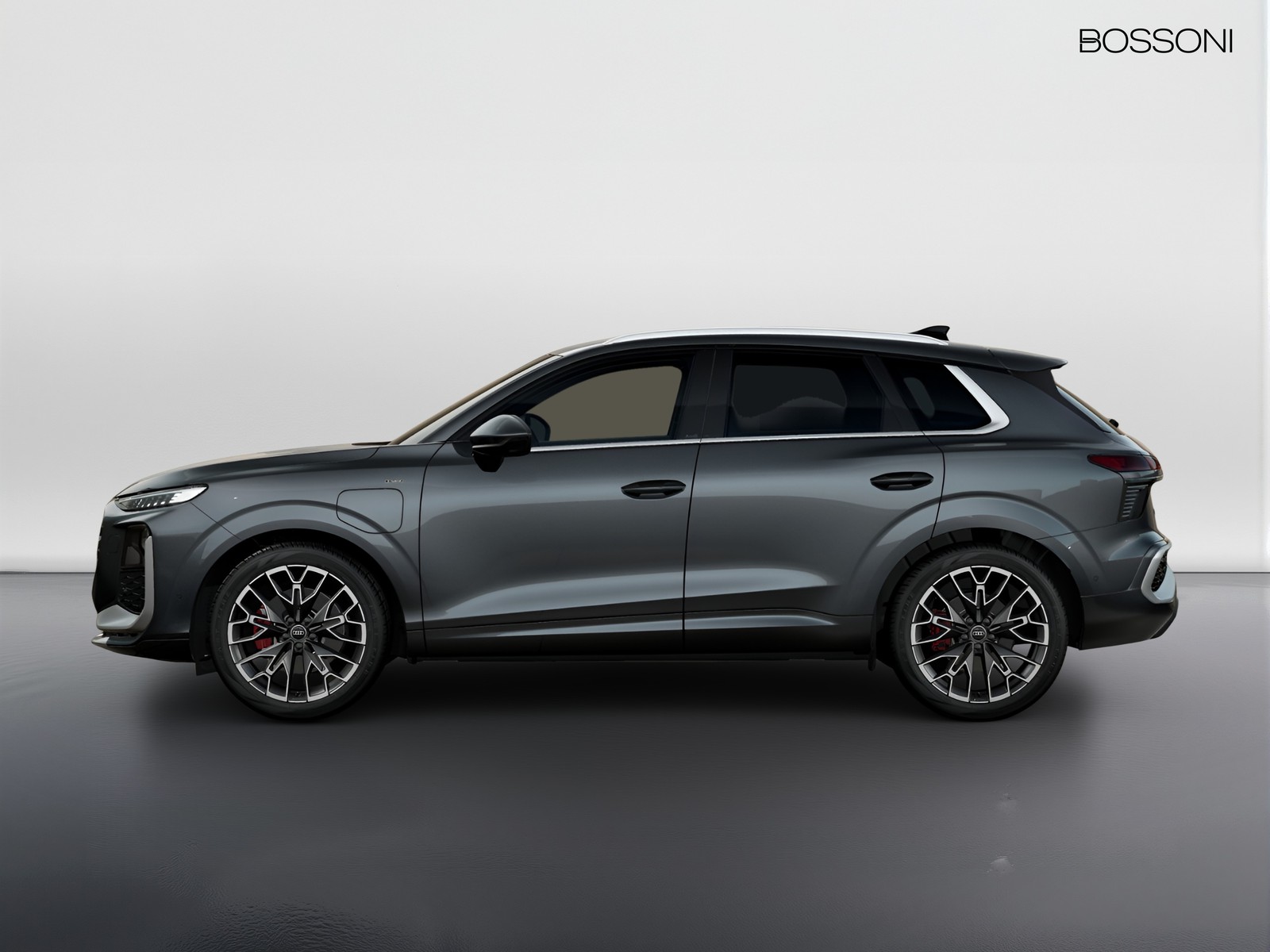 3 - Audi Q3 1.5 e-hybrid 272cv launch edition grigio daytona s tronic