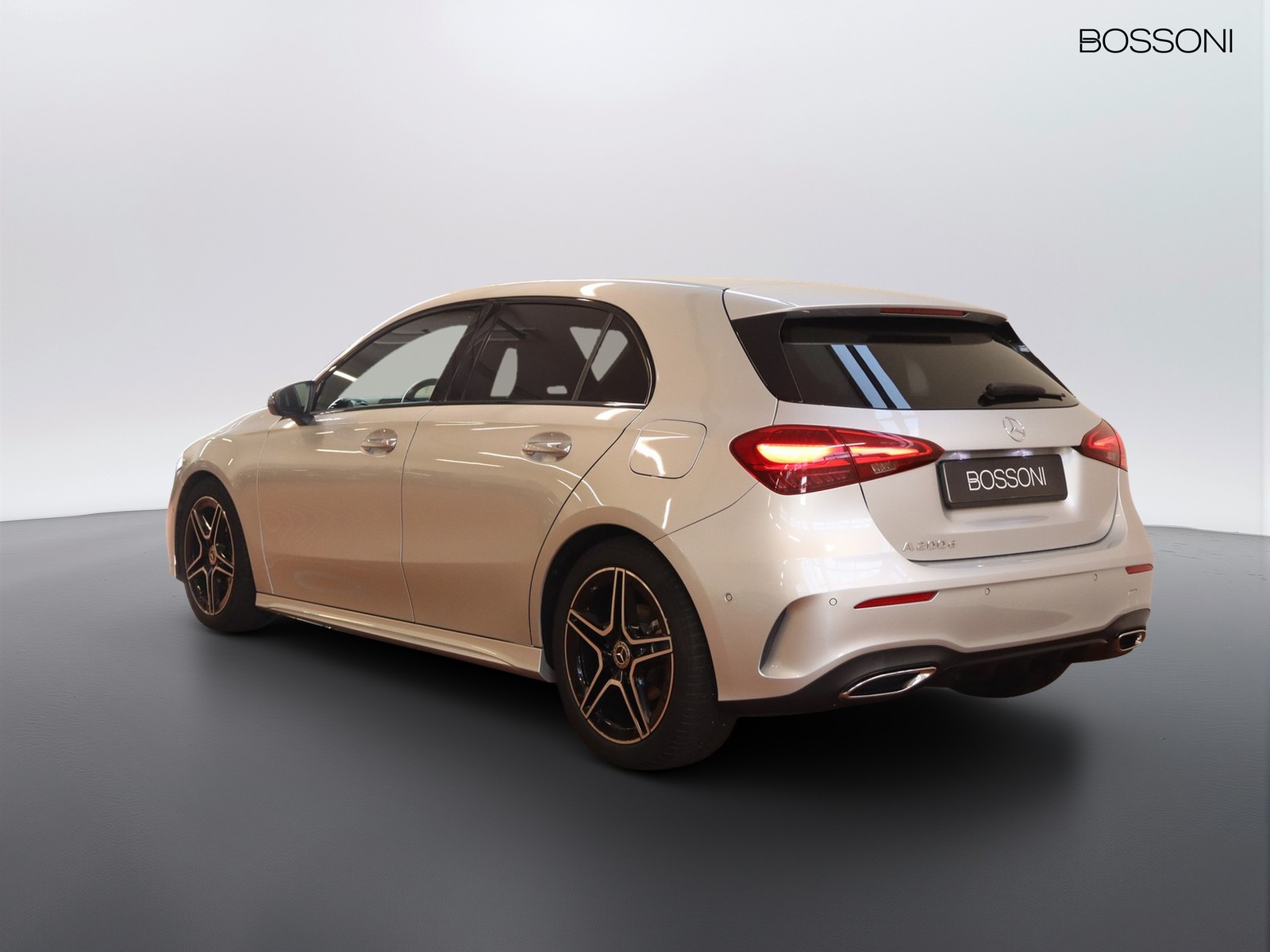 5 - Mercedes Classe A 200 d amg line advanced plus speedshift dct amg 8g
