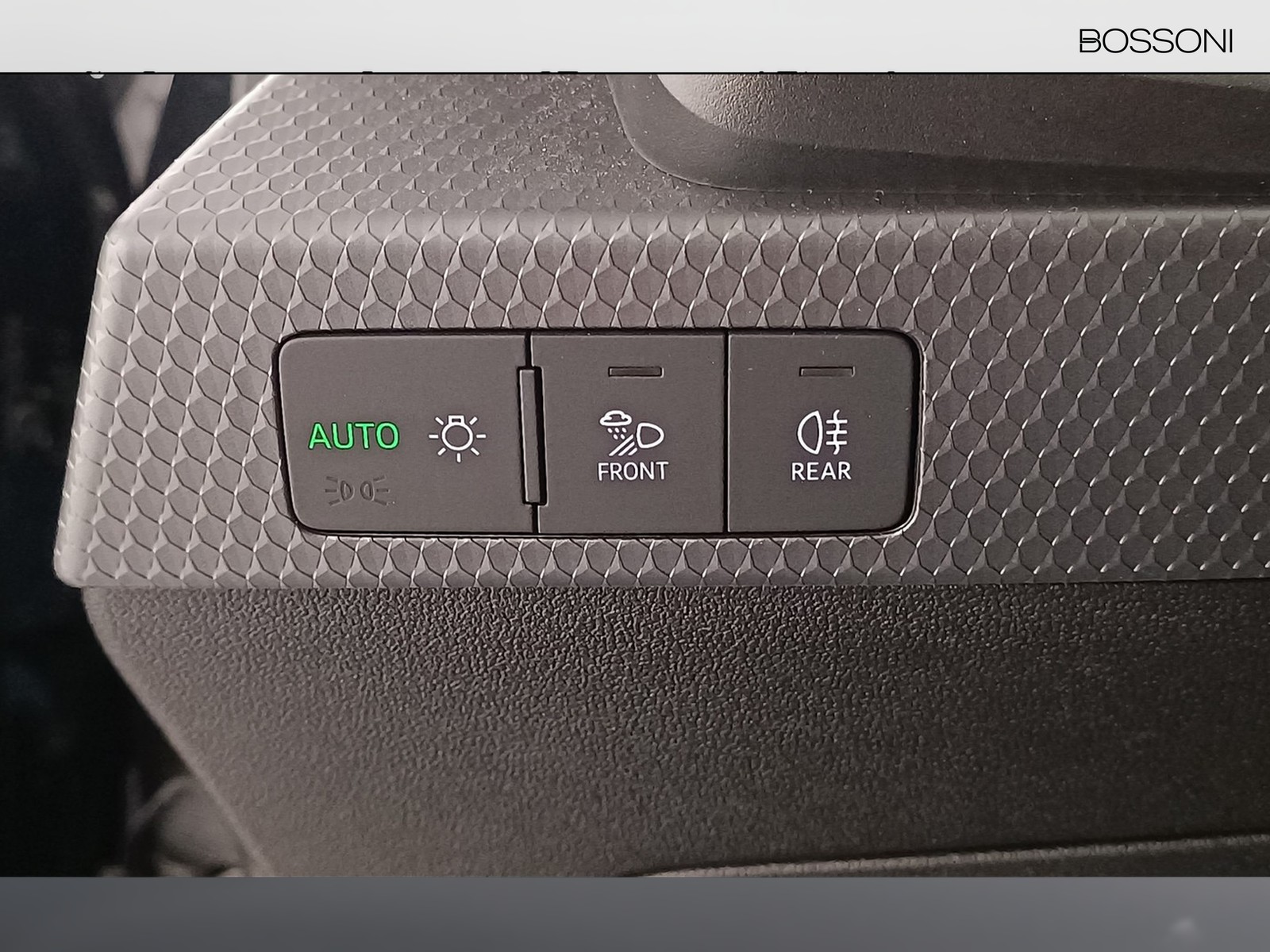 6 - Audi A1 allstreet 30 1.0 tfsi 116cv business s tronic