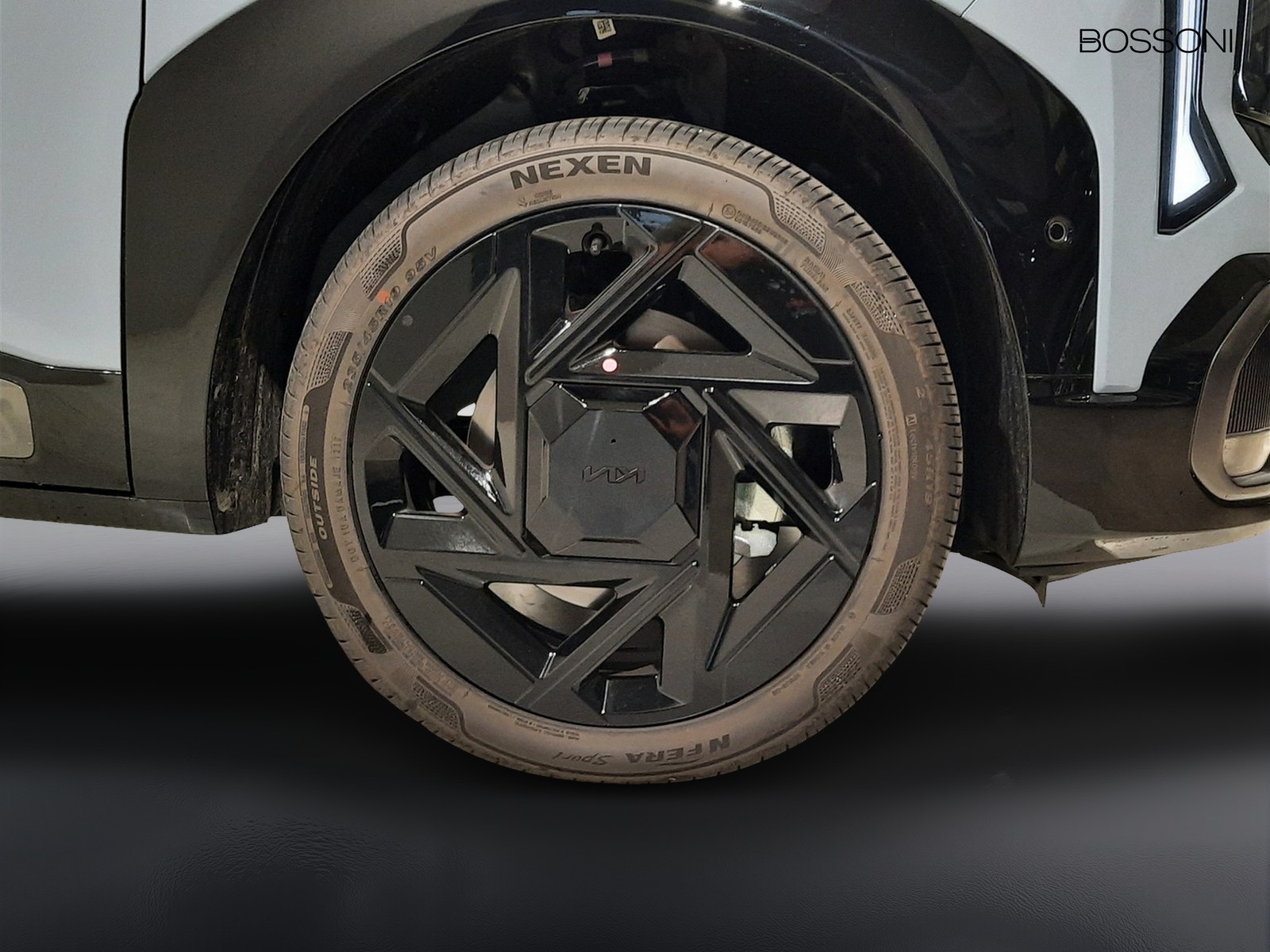 27 - Kia Seltos 1.6 t-gdi x-line techno pack 4wd dct