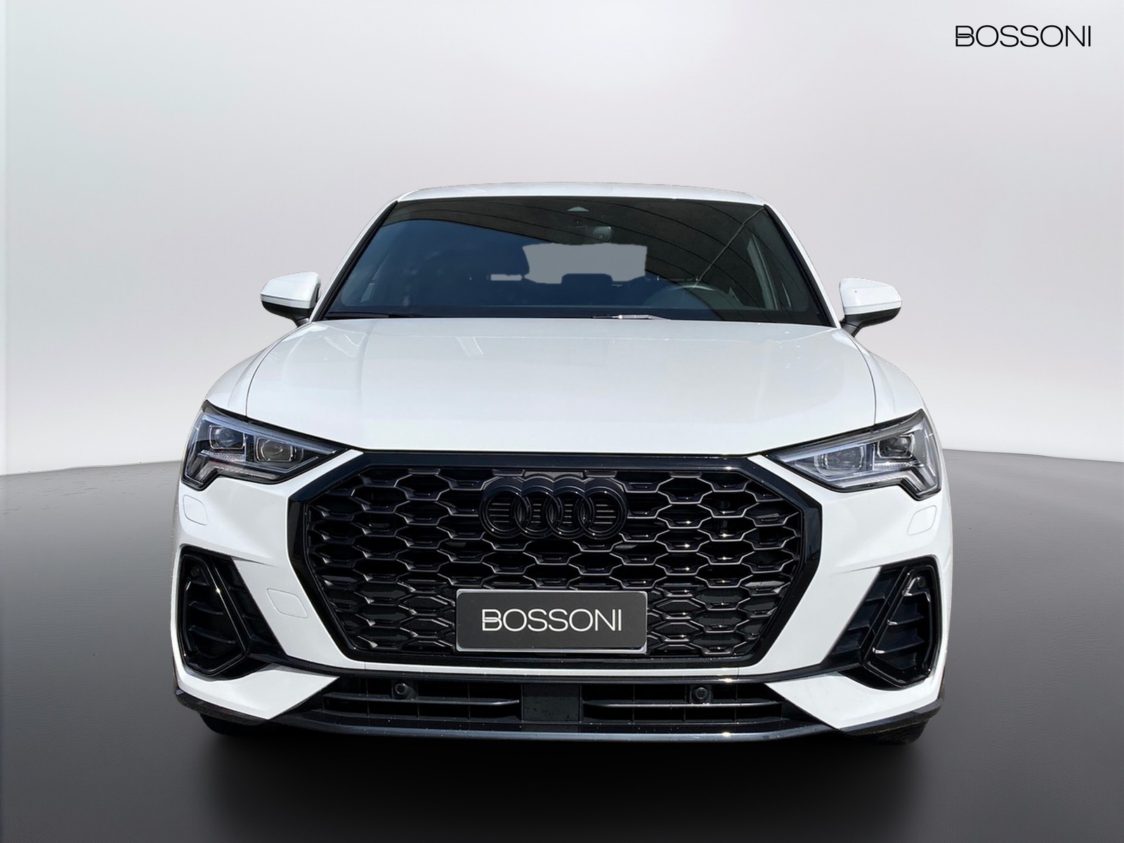 2 - Audi Q3 sportback 35 2.0 tdi s line edition s tronic