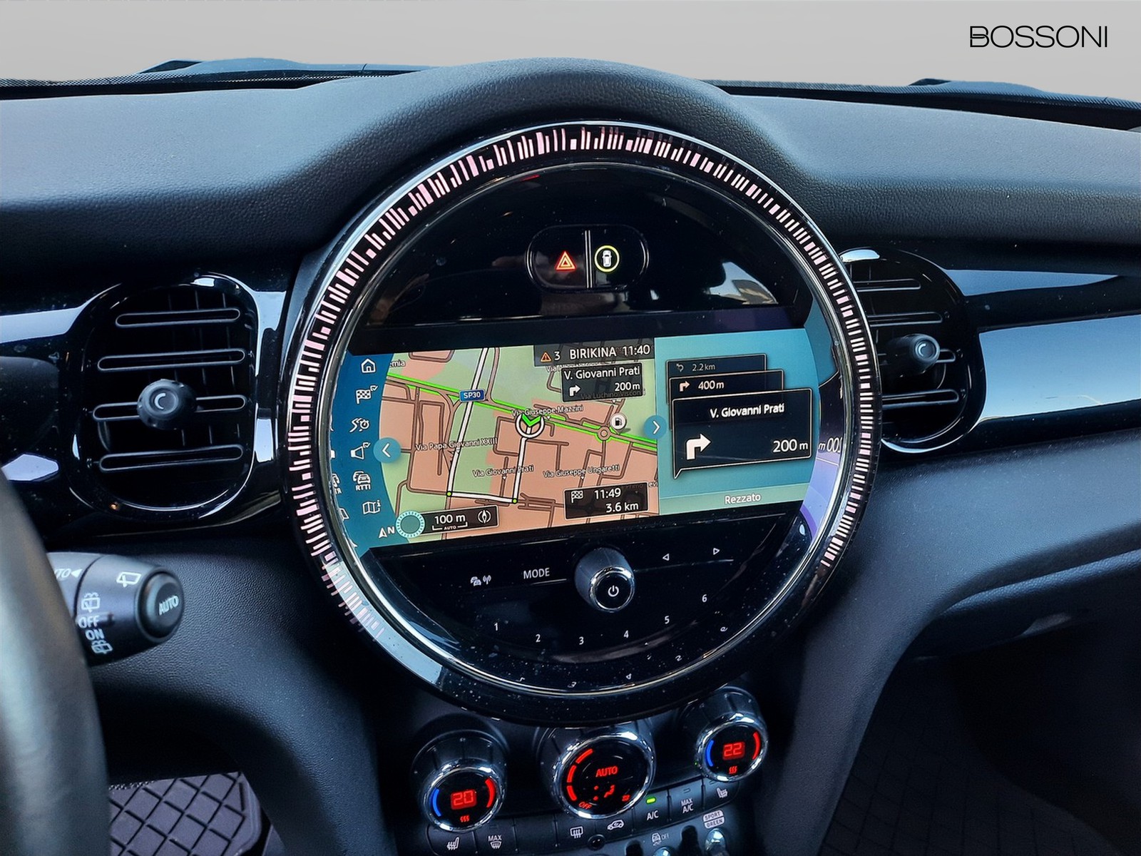 9 - Mini Mini 5 porte 1.5 twin power turbo cooper essential