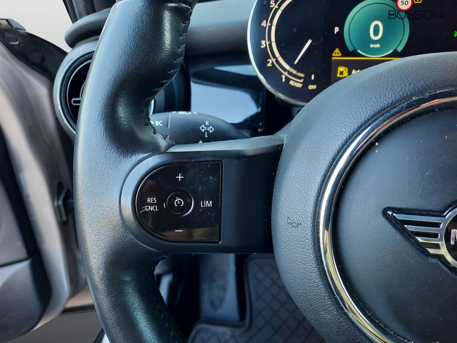 16 - Mini Mini 5 porte 1.5 twin power turbo cooper essential