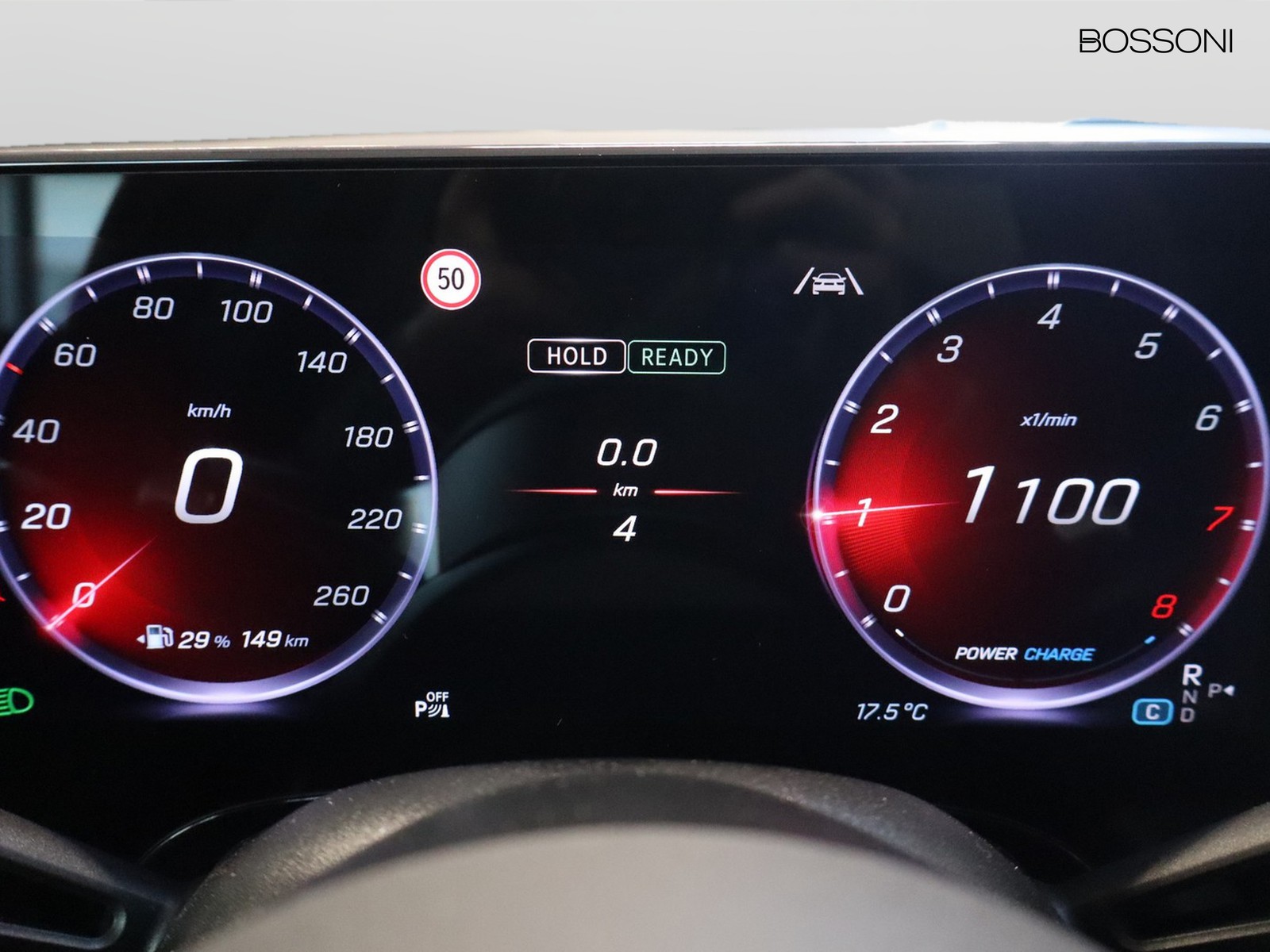 9 - Mercedes CLA 200 amg line premium auto