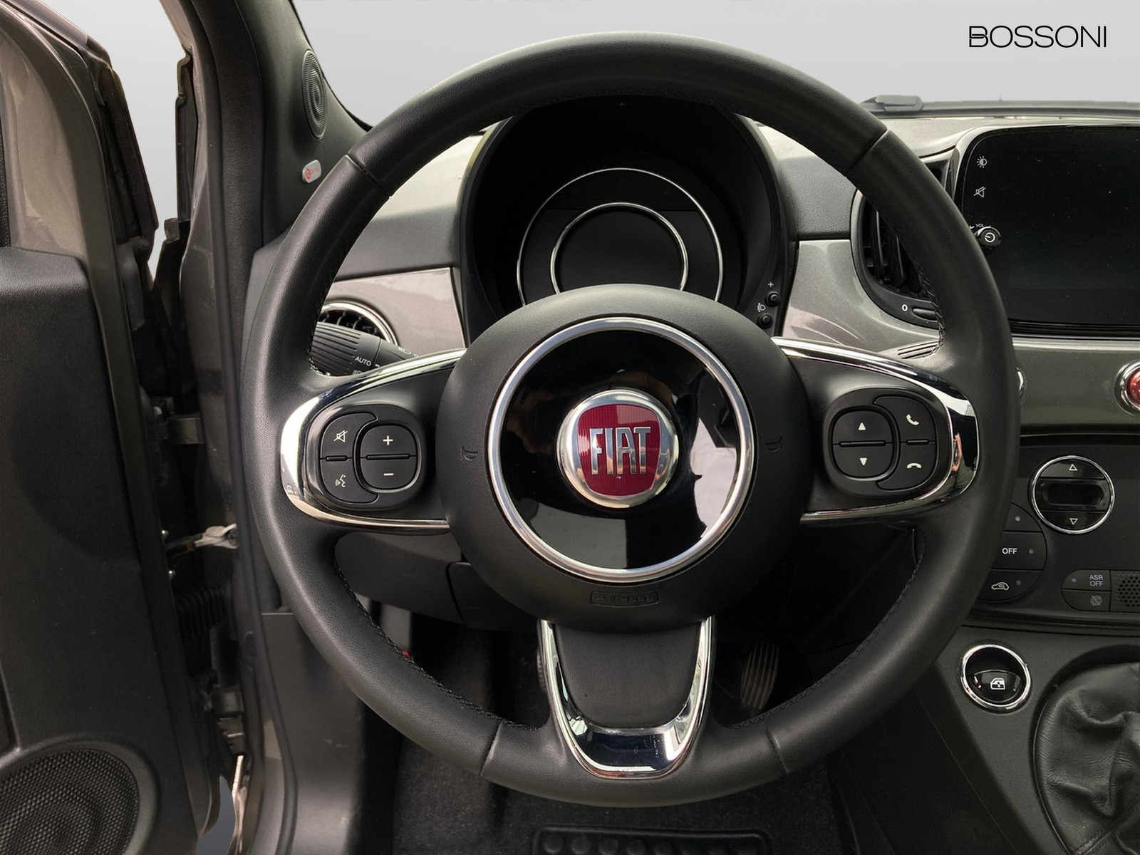 11 - Fiat 500 1.0 firefly hybrid 70cv dolcevita