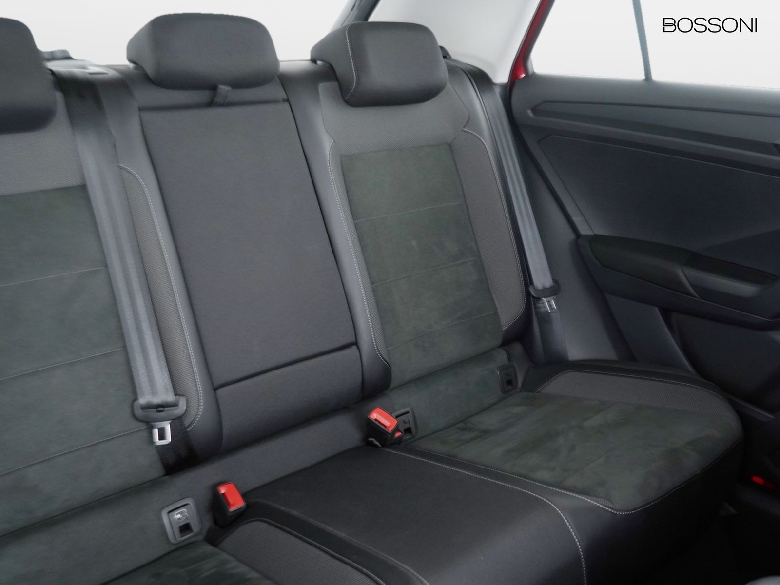 21 - Volkswagen T-Roc 1.0 tsi 110cv style