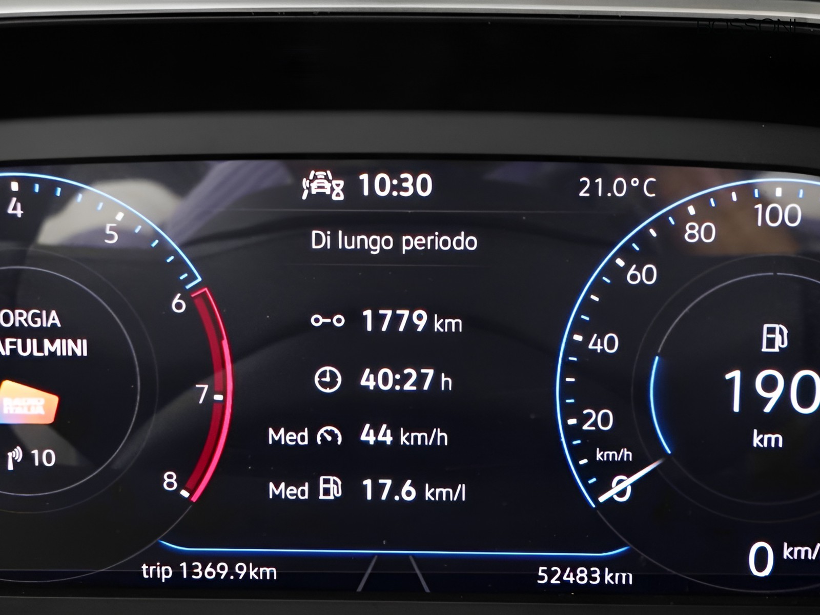 30 - Volkswagen T-Roc 1.0 tsi 110cv style