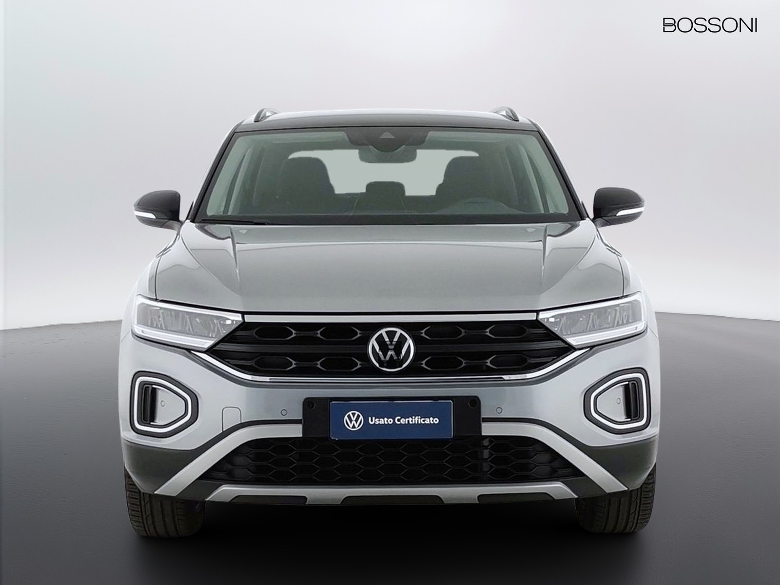 2 - Volkswagen T-Roc 1.0 tsi sport