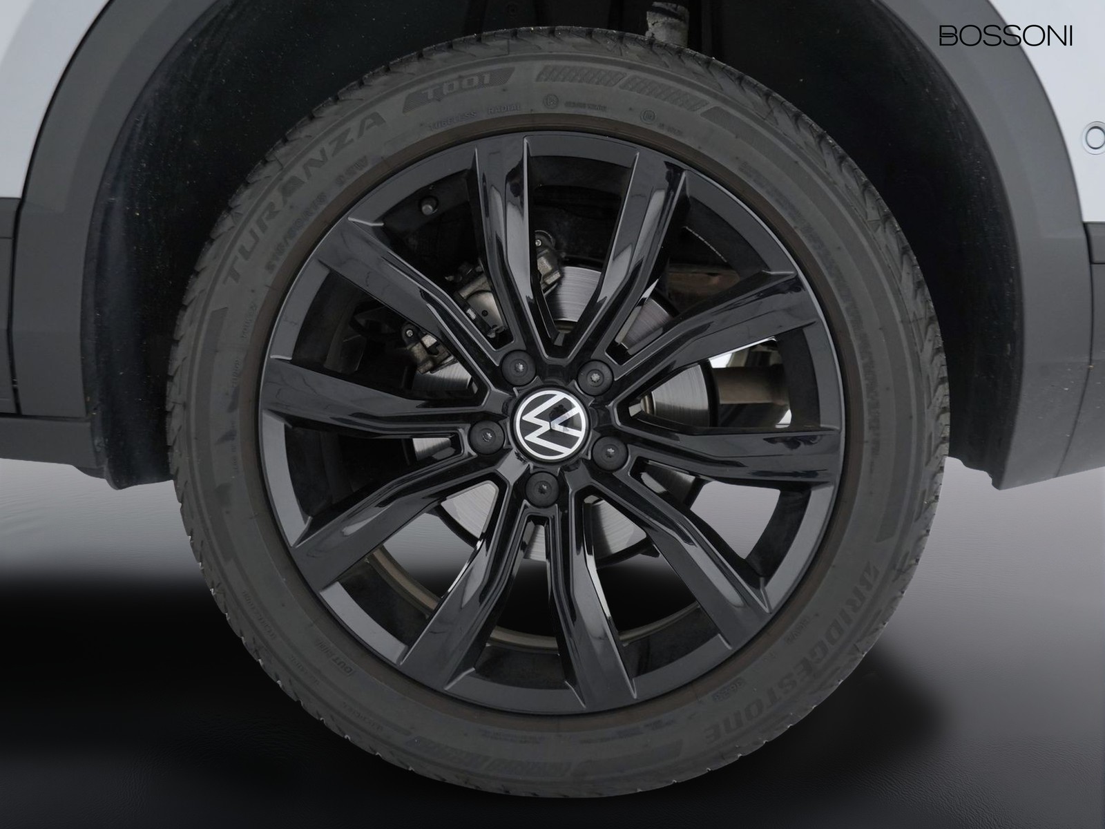 12 - Volkswagen T-Roc 1.0 tsi sport