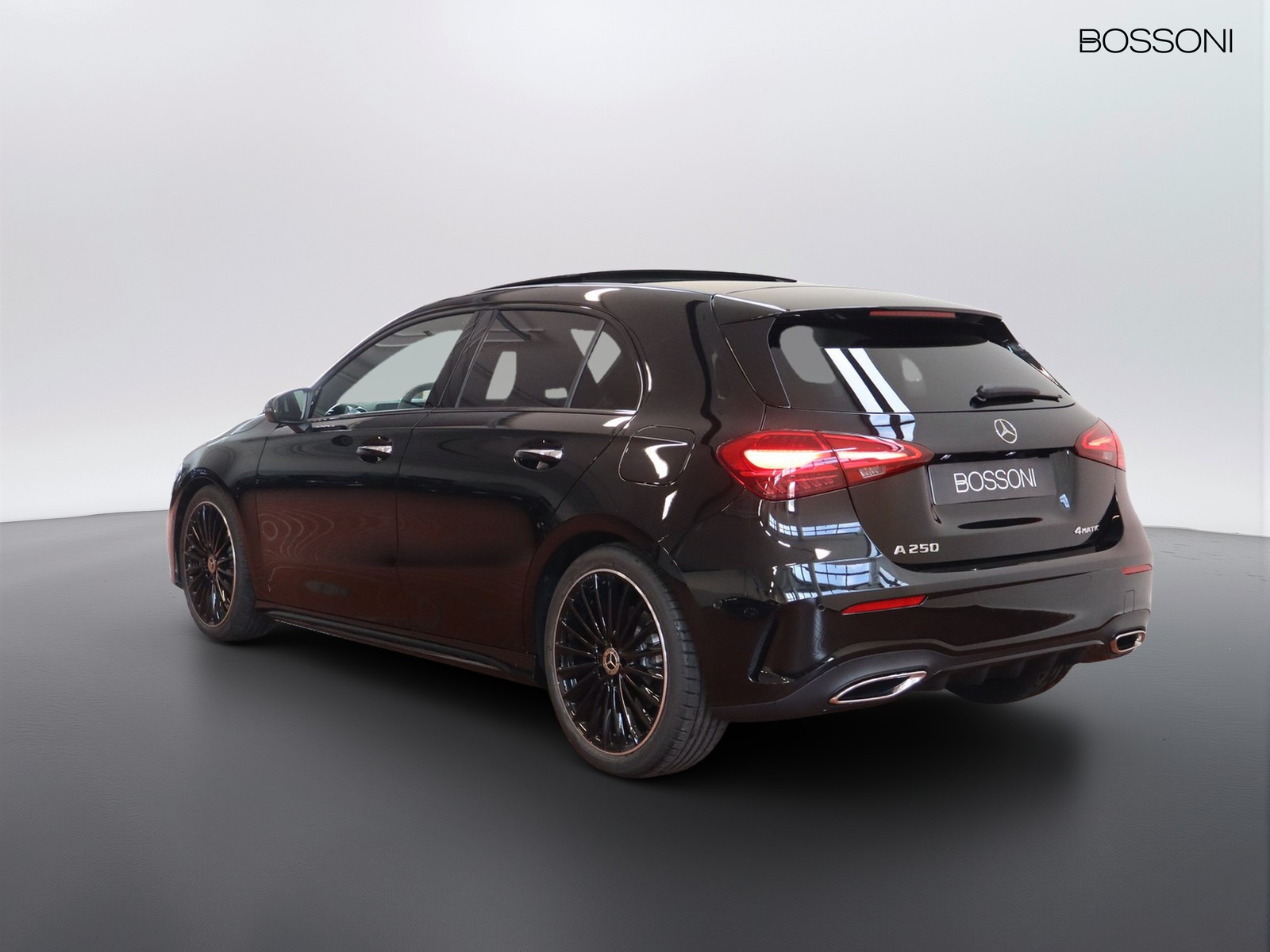 5 - Mercedes Classe A 250 amg line premium 4matic speedshift dct amg 8g
